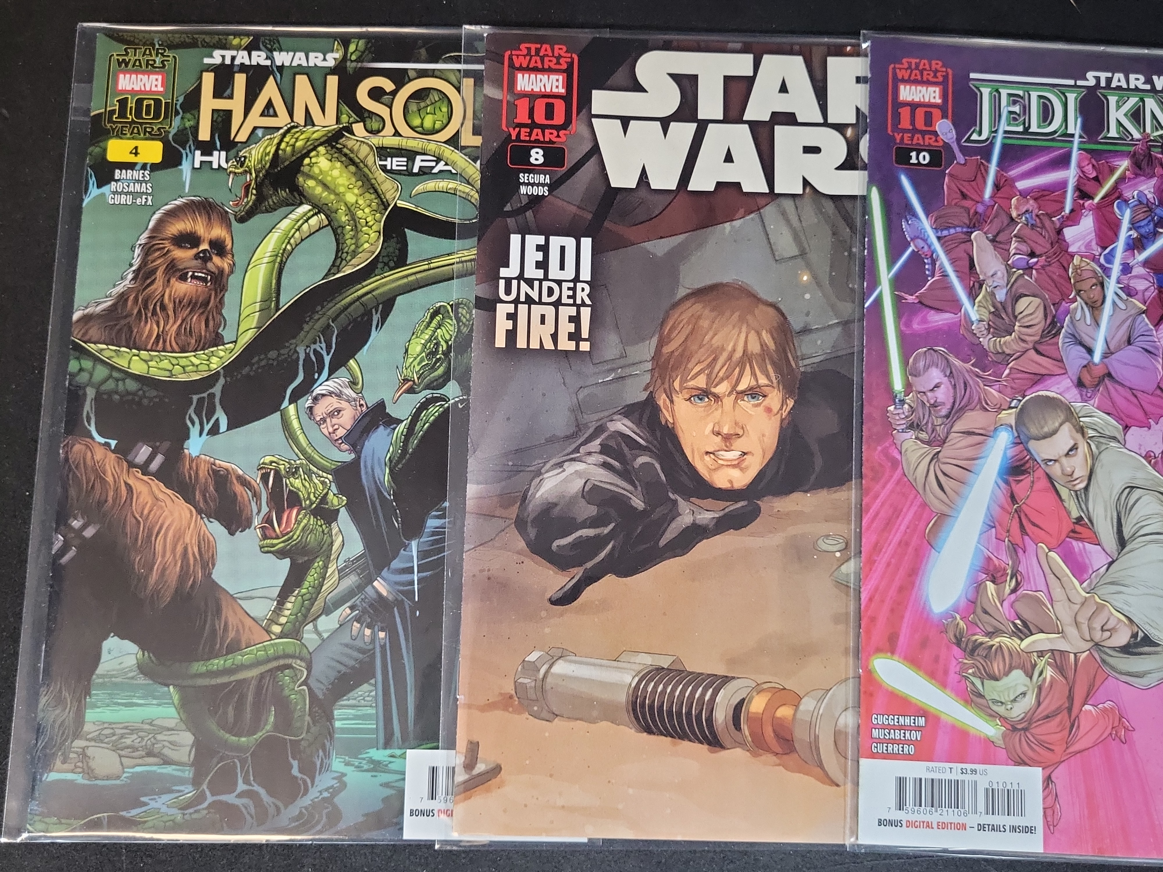 I03696 | A Collection of Seven Marvel Star Wars Comic Books Including Vintage Issues and Phil Noto Variants