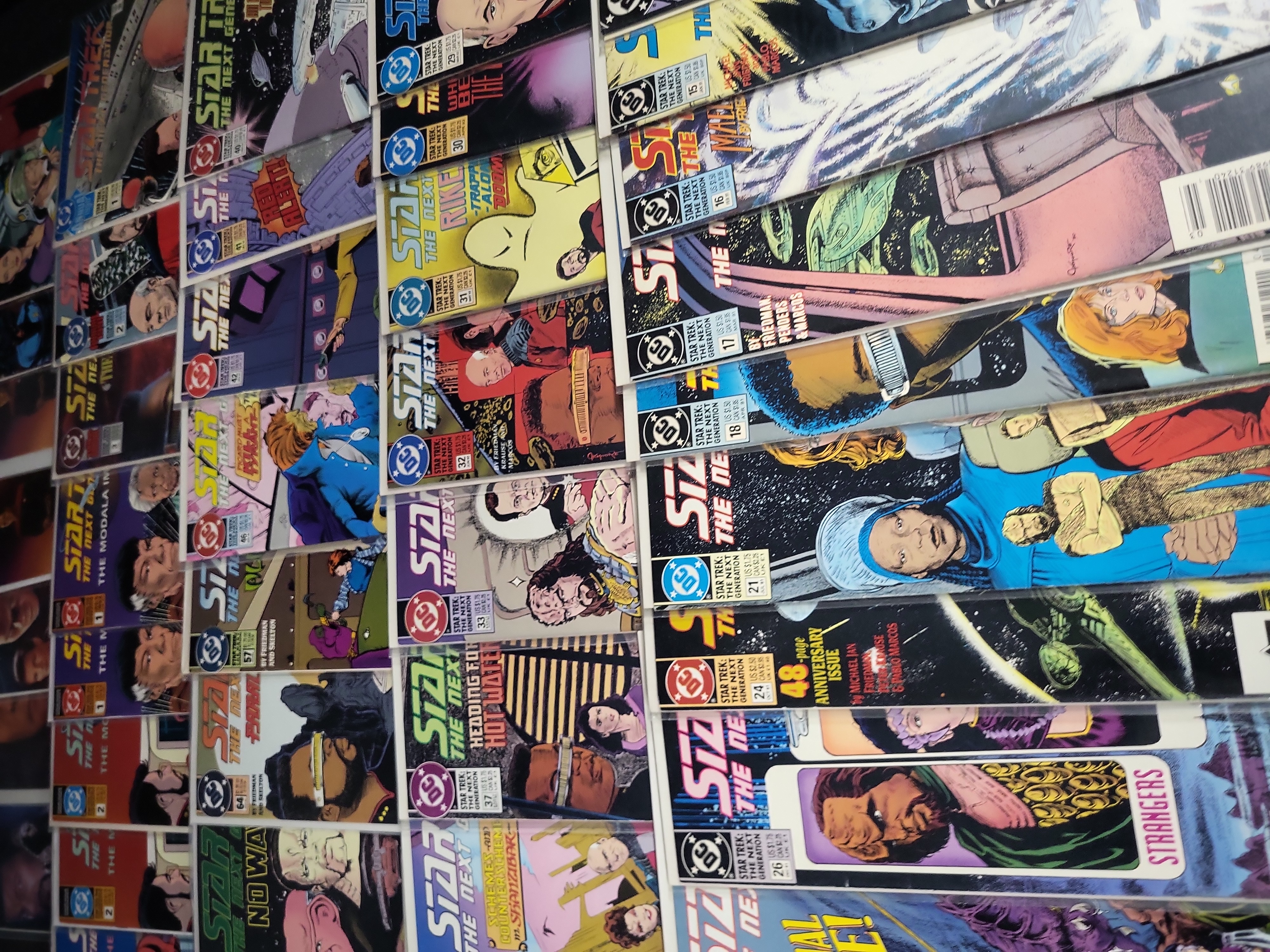 I03784 | A Collection of Vintage DC Comics Star Trek The Next Generation and Deep Space Nine Comic Books