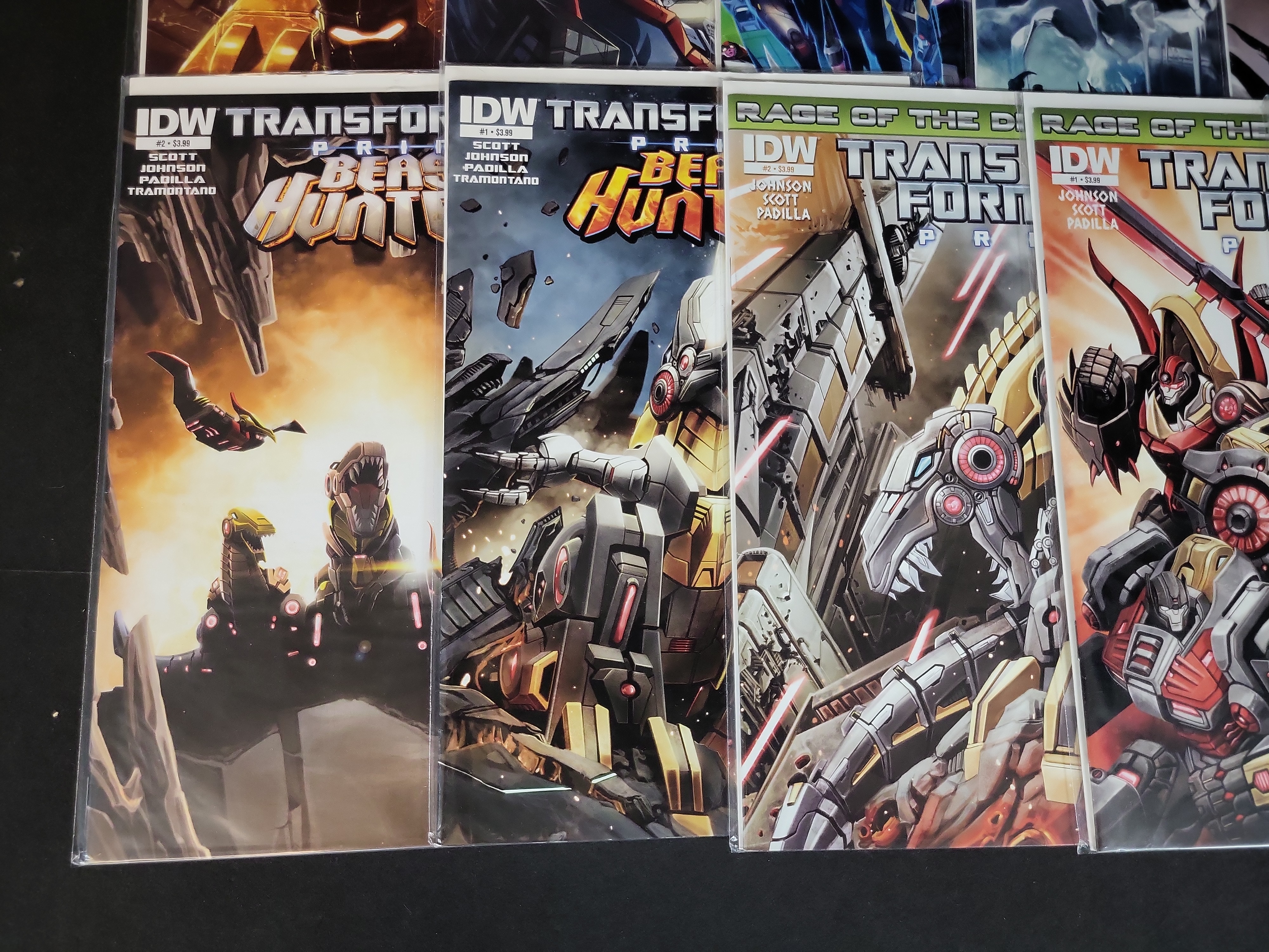 I03786 | A Collection of IDW Publishing Transformers Modern Age Comic Books