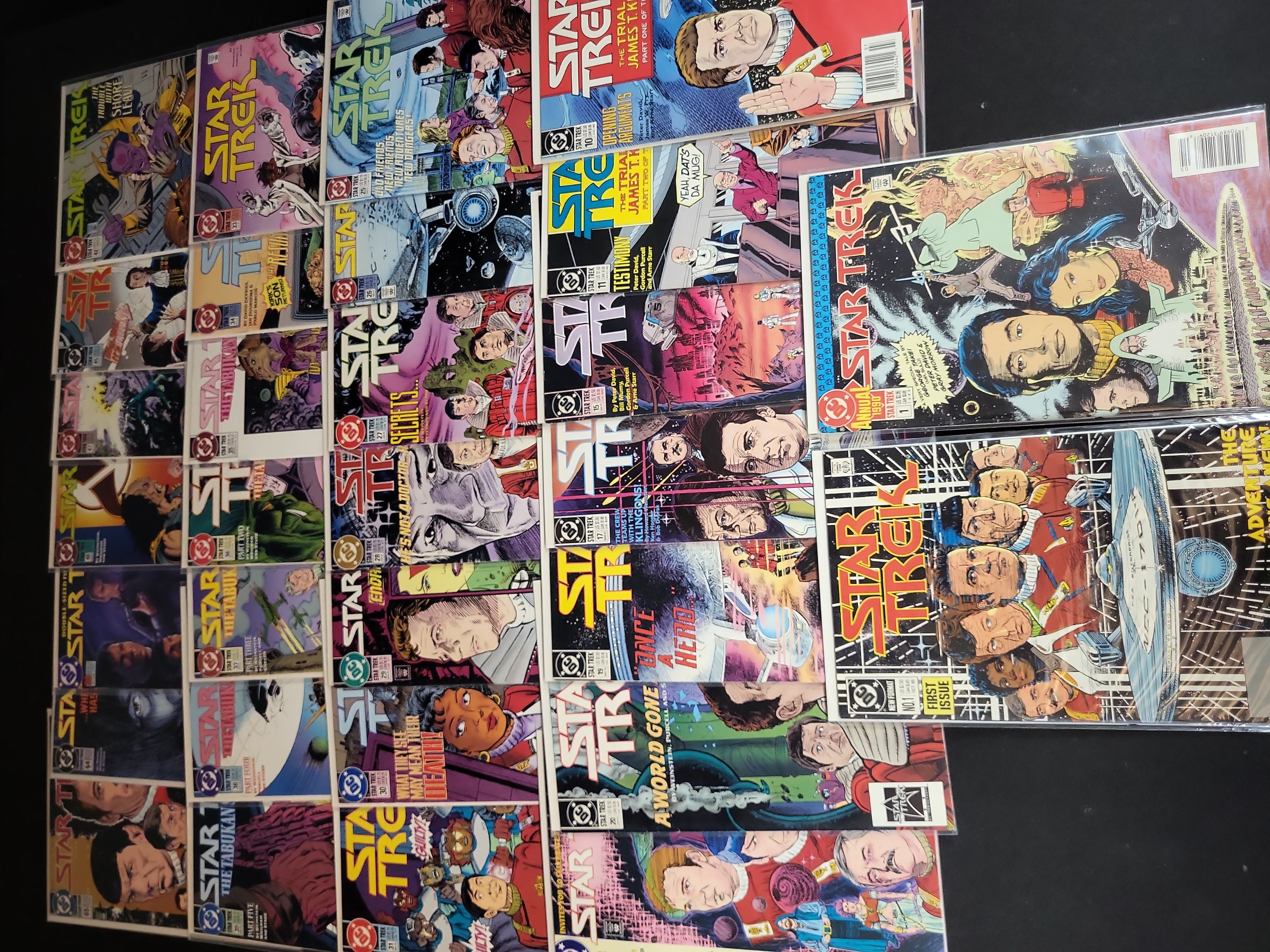 I03781 | A Collection of Vintage DC Comics Star Trek Comic Books