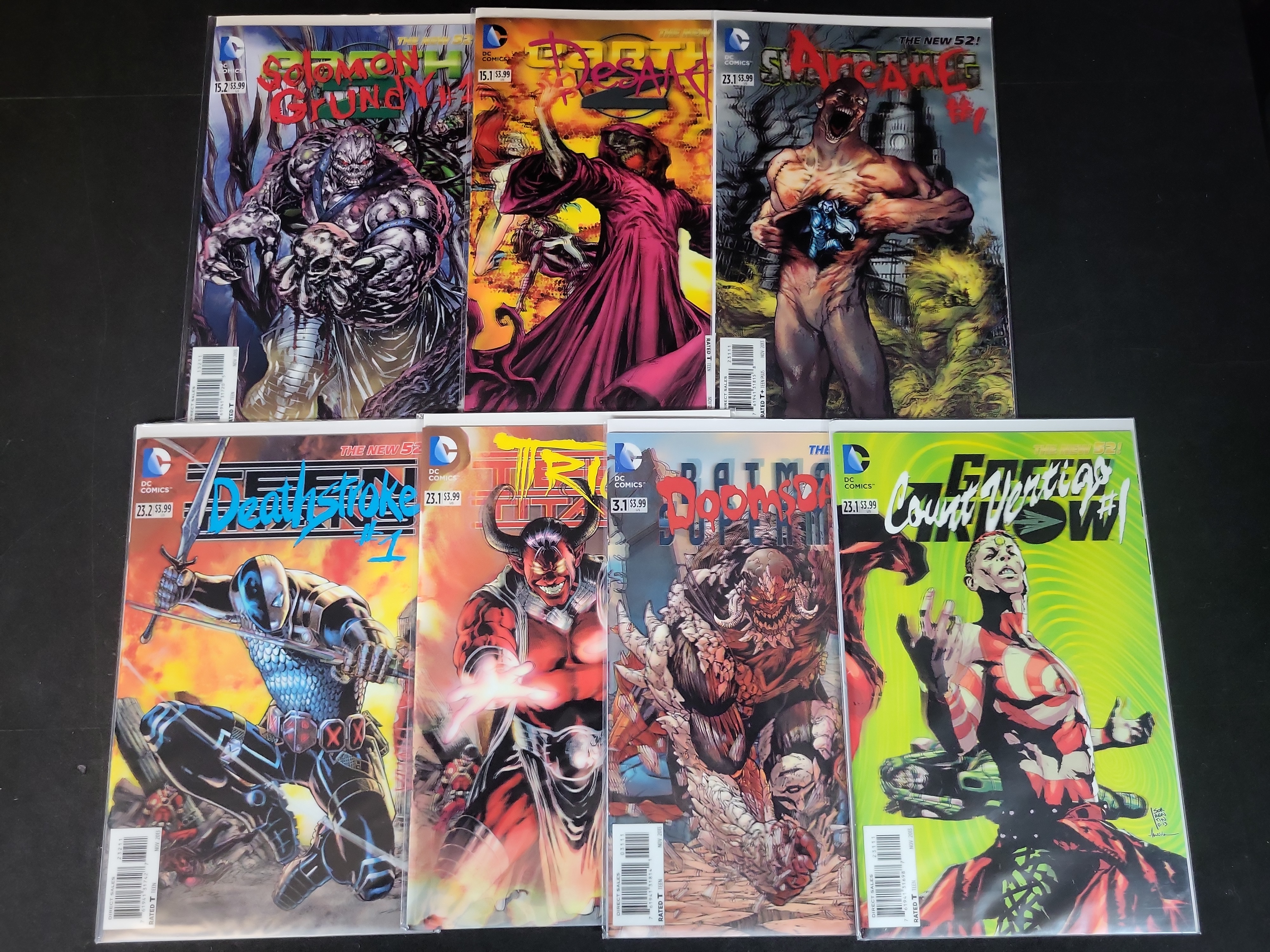 I03797 | A Group of DC Comics The New 52! Villains Month 3D Lenticular Variant Comic Books