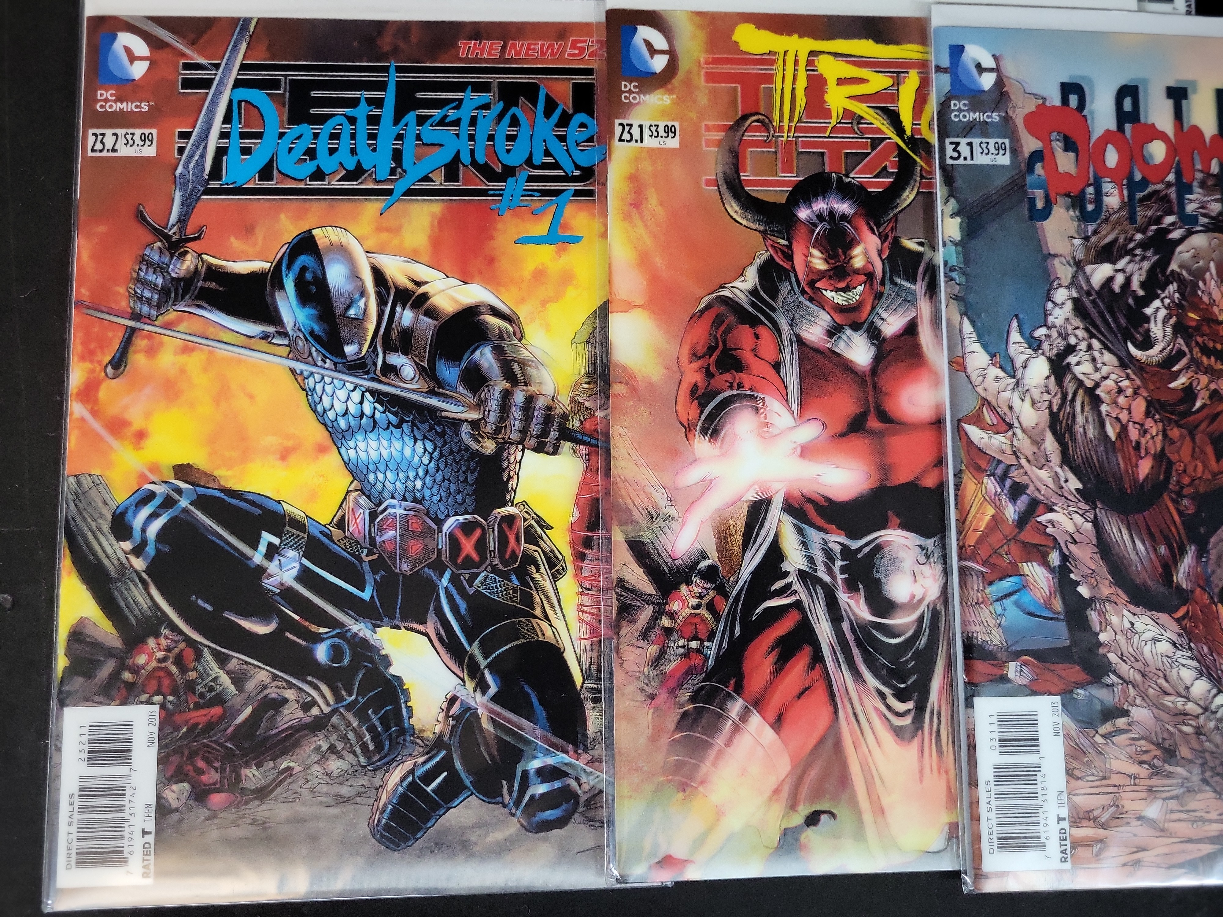 I03797 | A Group of DC Comics The New 52! Villains Month 3D Lenticular Variant Comic Books