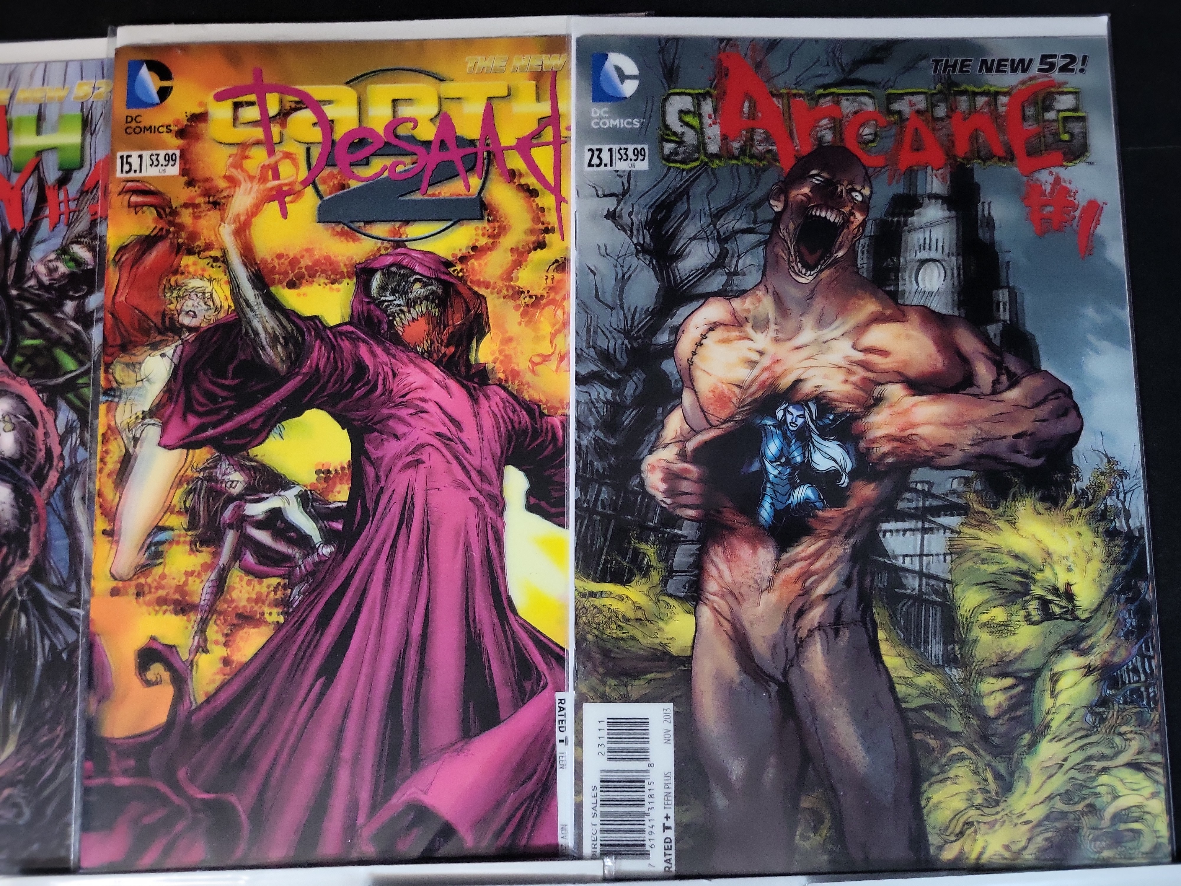 I03797 | A Group of DC Comics The New 52! Villains Month 3D Lenticular Variant Comic Books