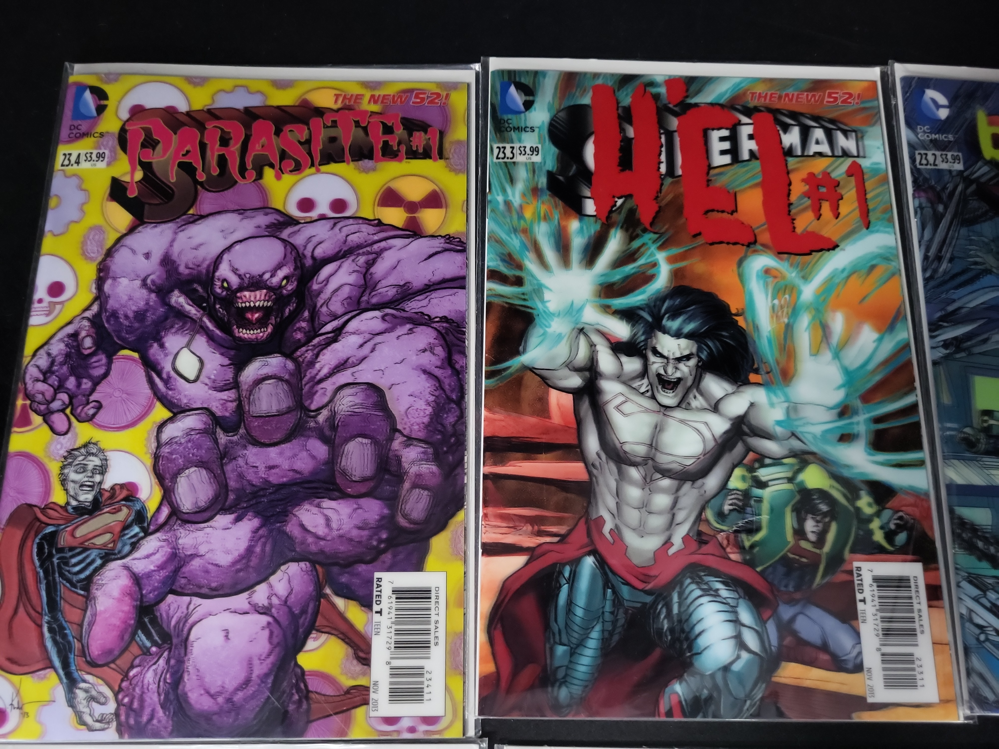 I03799 | A Collection of DC Comics The New 52 Superman and Action Comics Villains Month 3D Lenticular Cover Issues