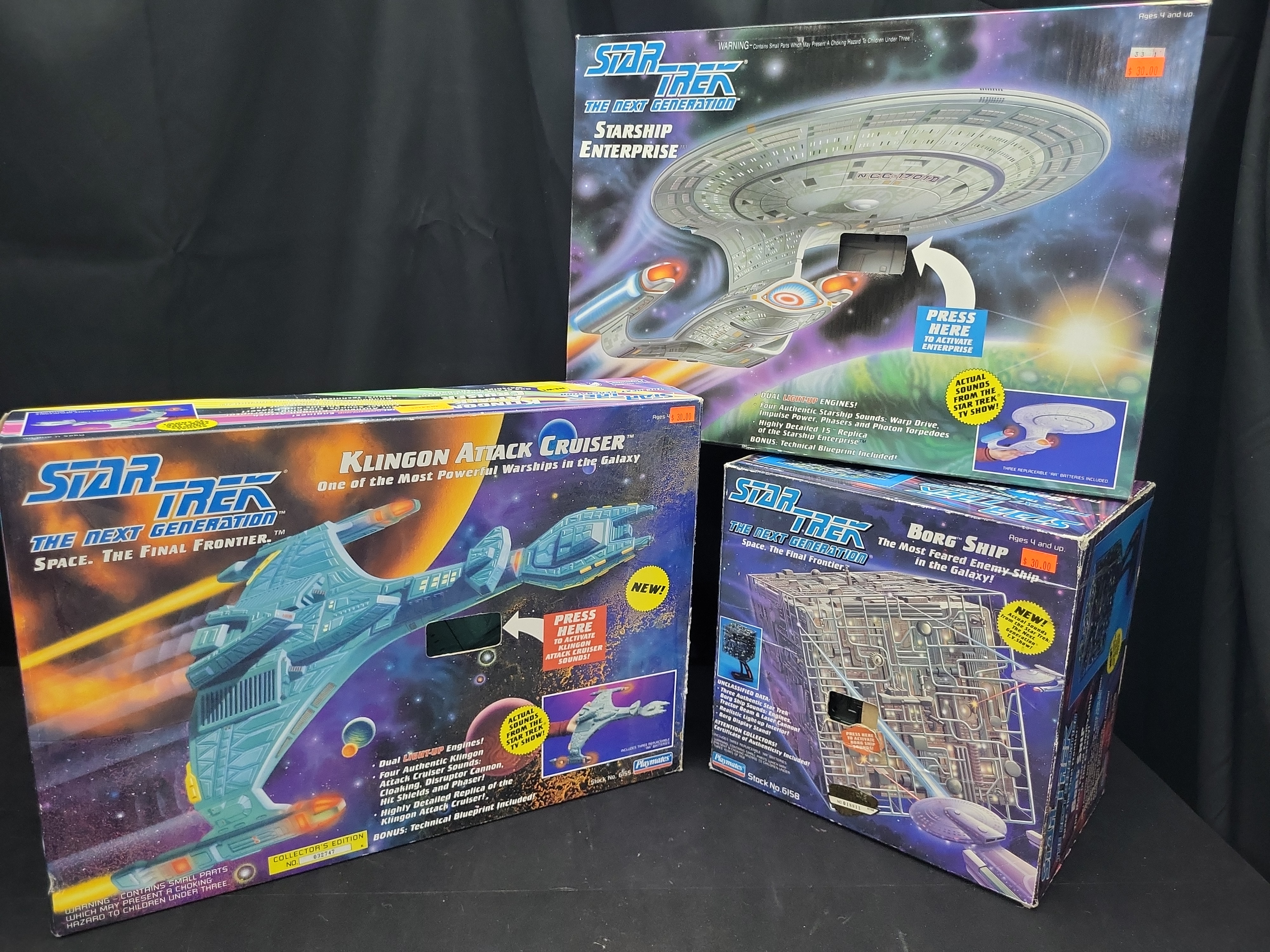 I03522 | Three Playmates Star Trek The Next Generation Electronic Starship Replicas