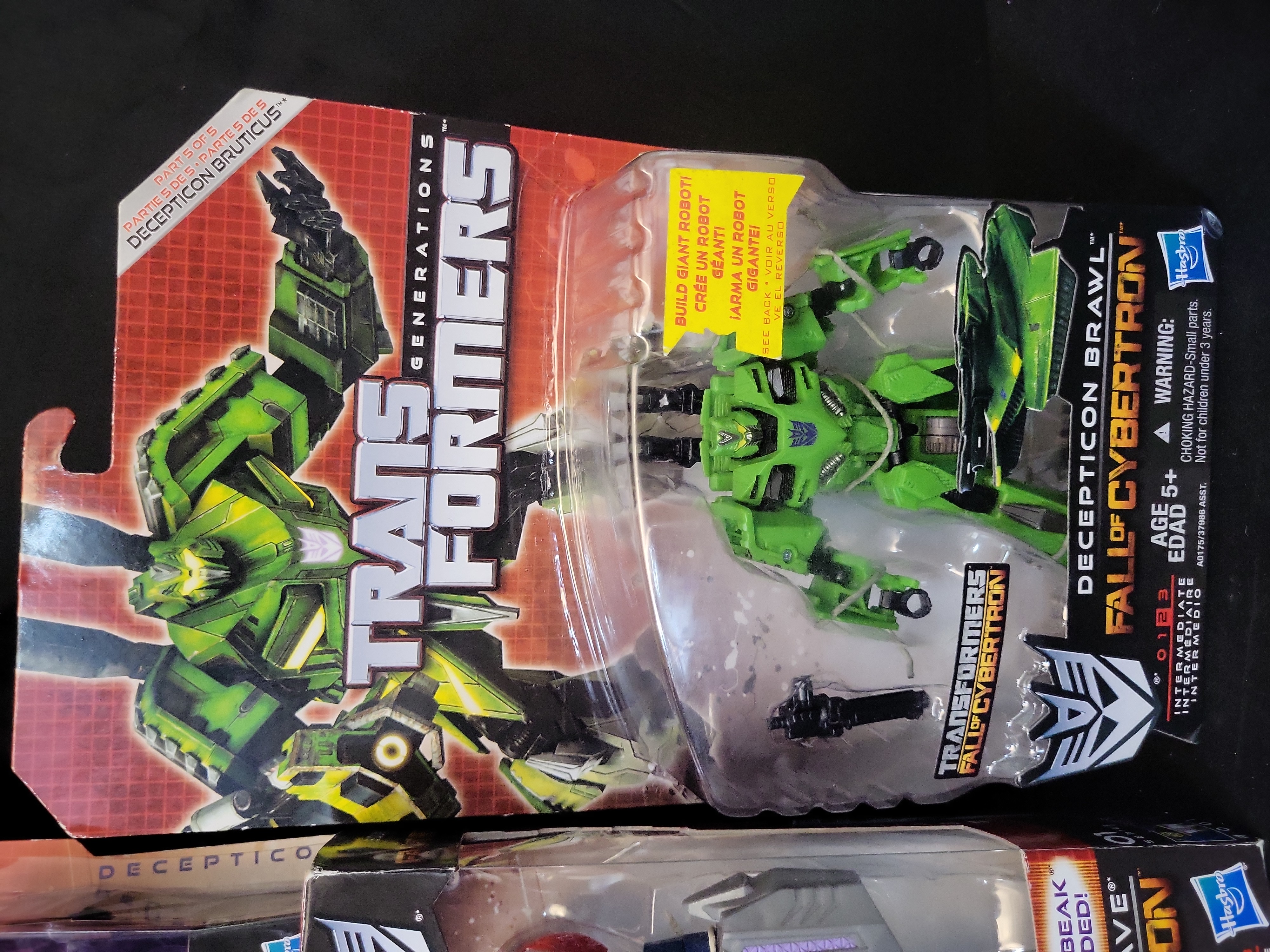 I03509 | Four Hasbro Transformers Generations Fall of Cybertron Series Action Figures