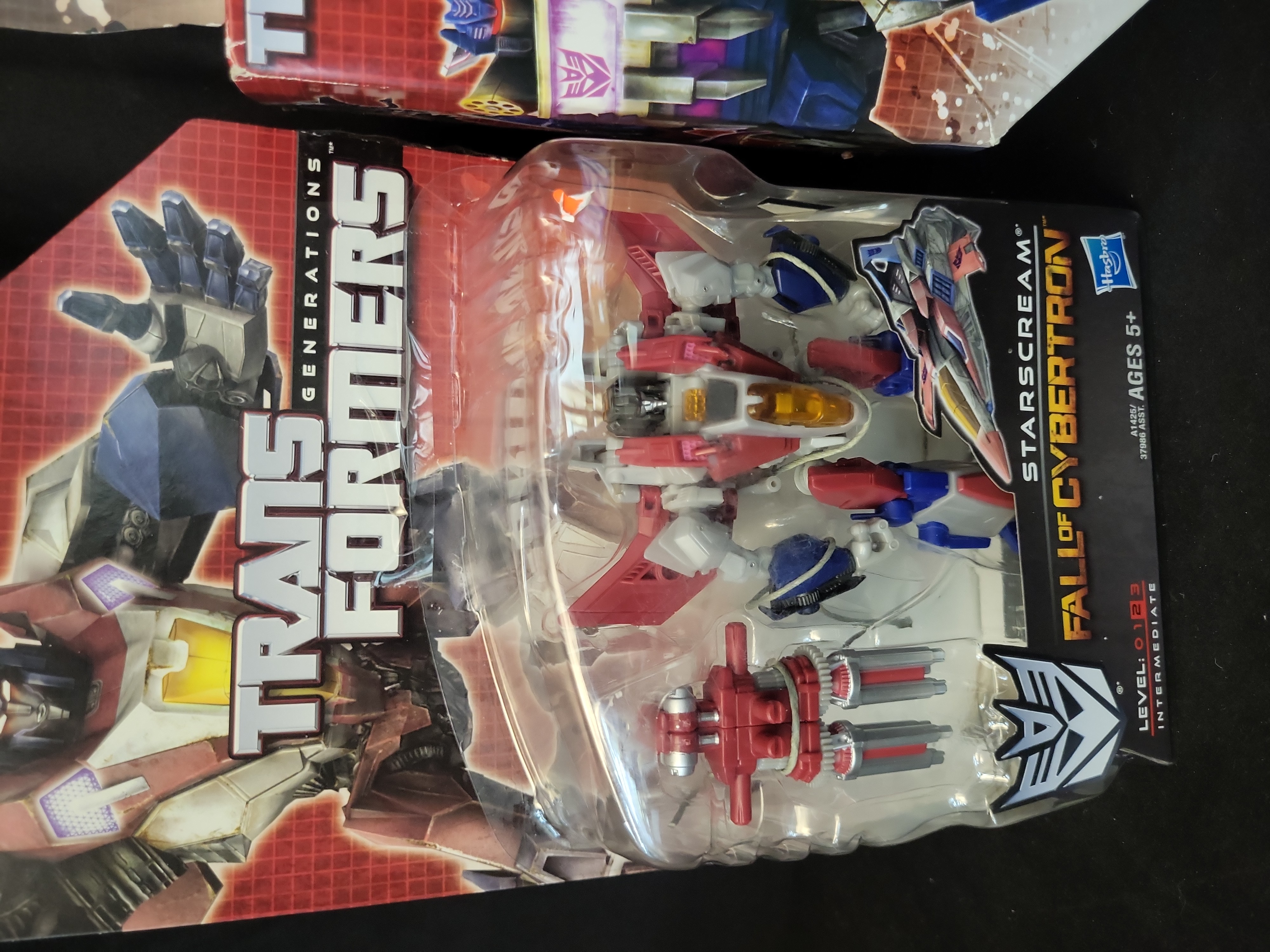 I03509 | Four Hasbro Transformers Generations Fall of Cybertron Series Action Figures