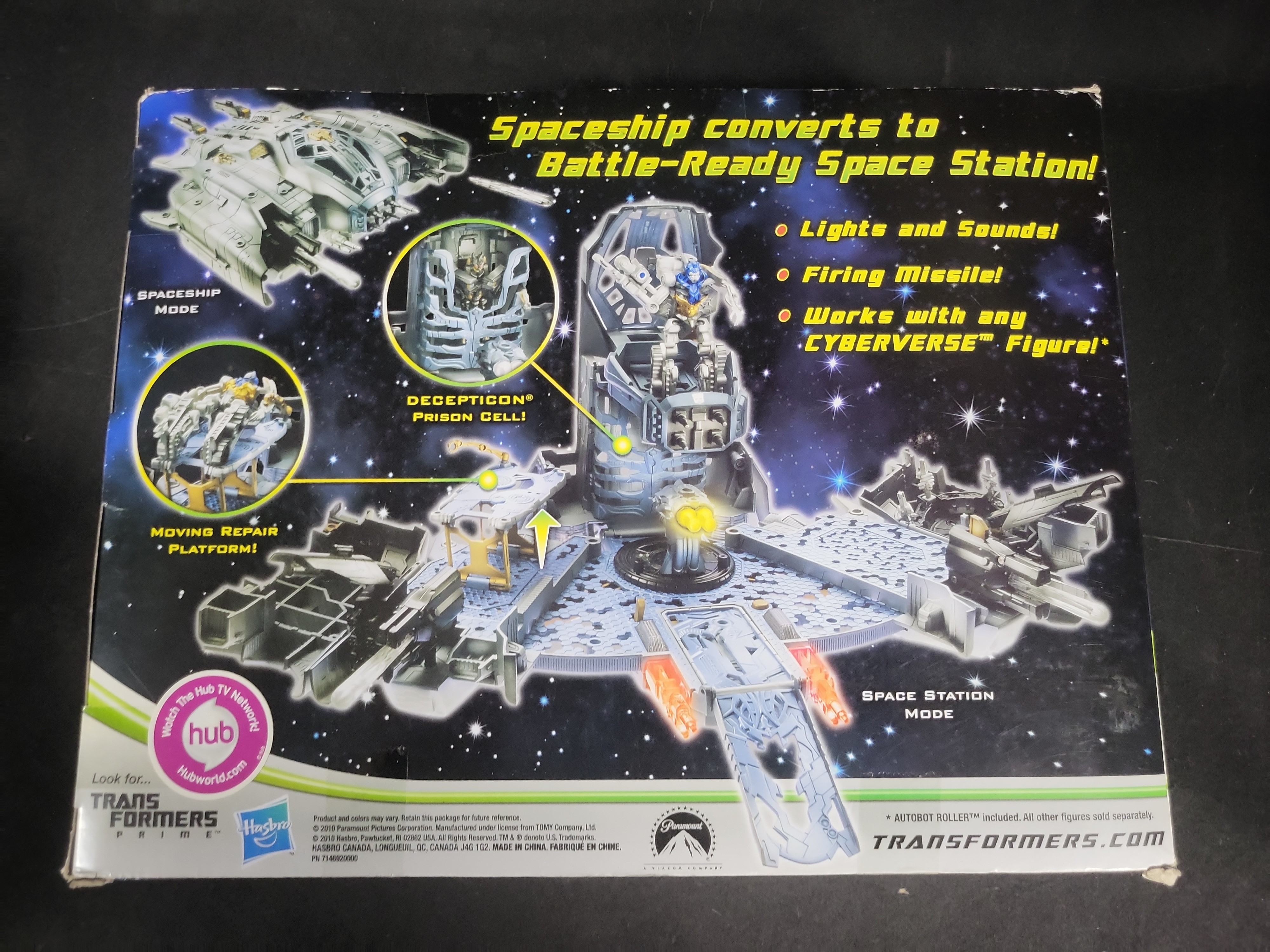 I03536 | A Pair of Hasbro Transformers Dark of the Moon Cyberverse Items