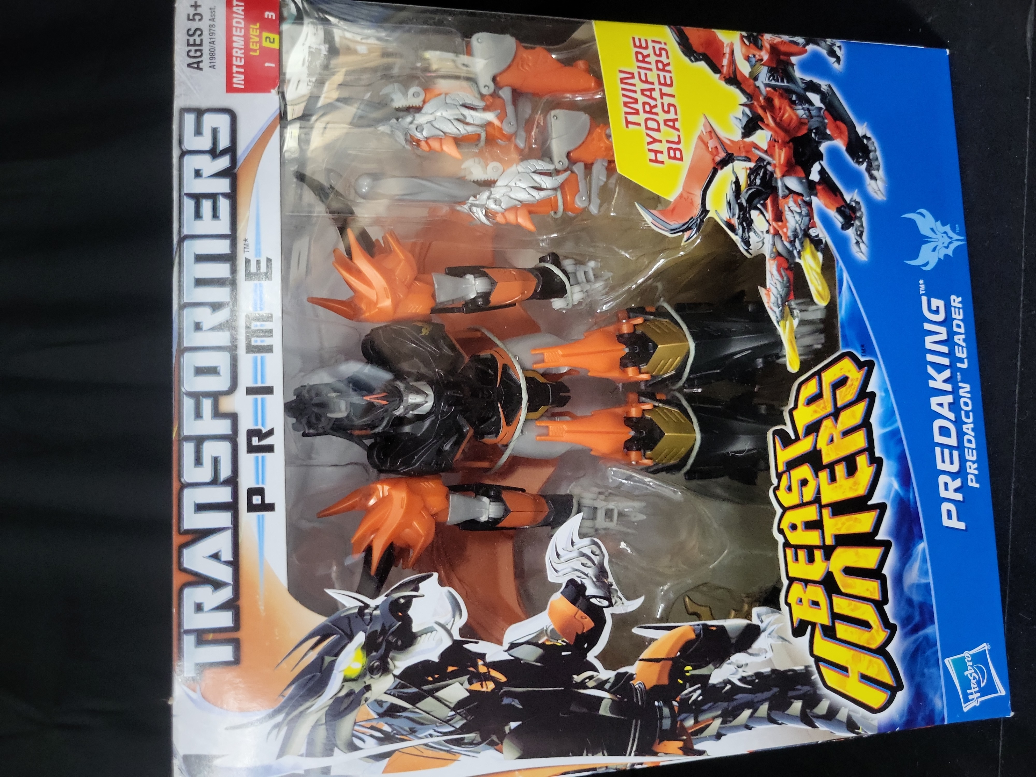 I03542 | A Pair of Hasbro Transformers Prime Beast Hunters Voyager Class Action Figures
