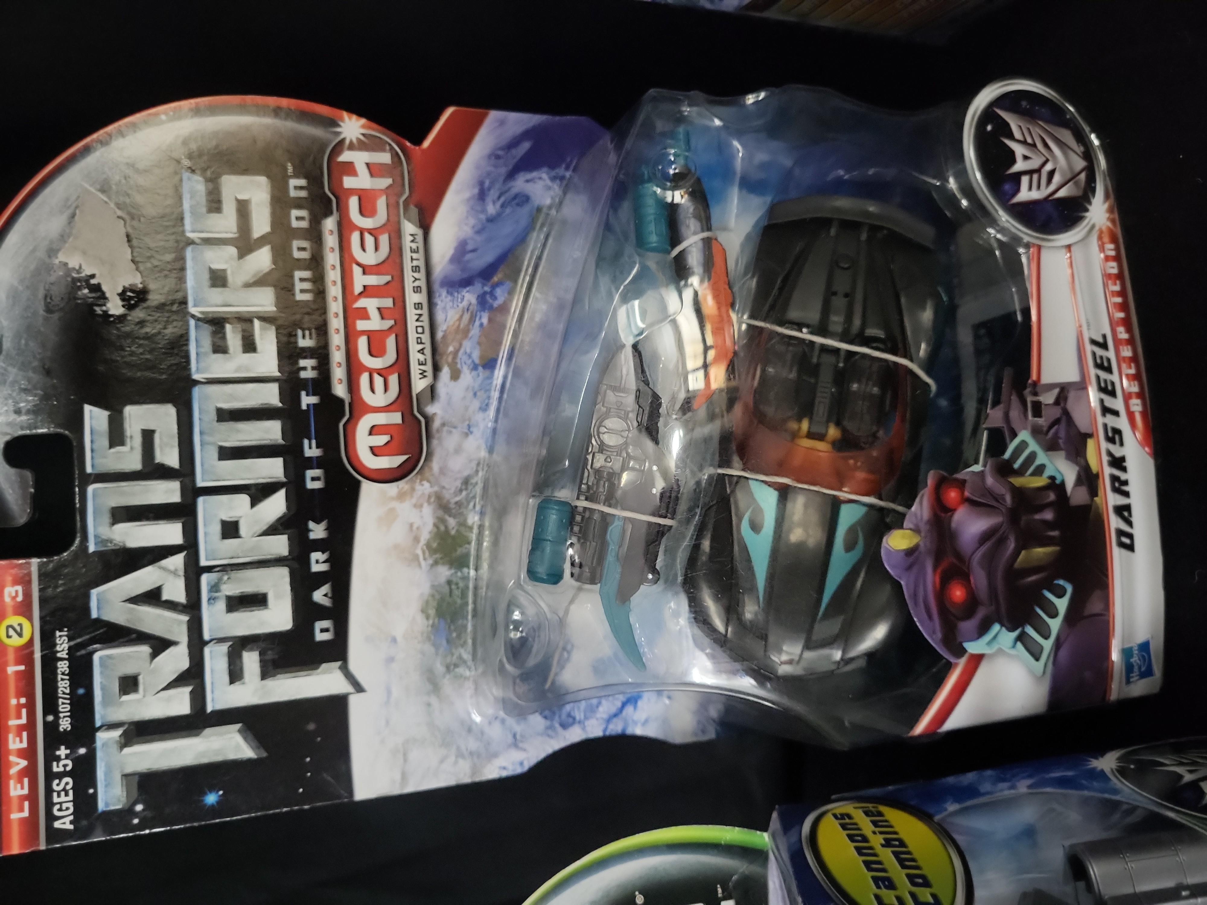 I03545 | A Group of Four Hasbro Transformers Dark of the Moon Action Figures