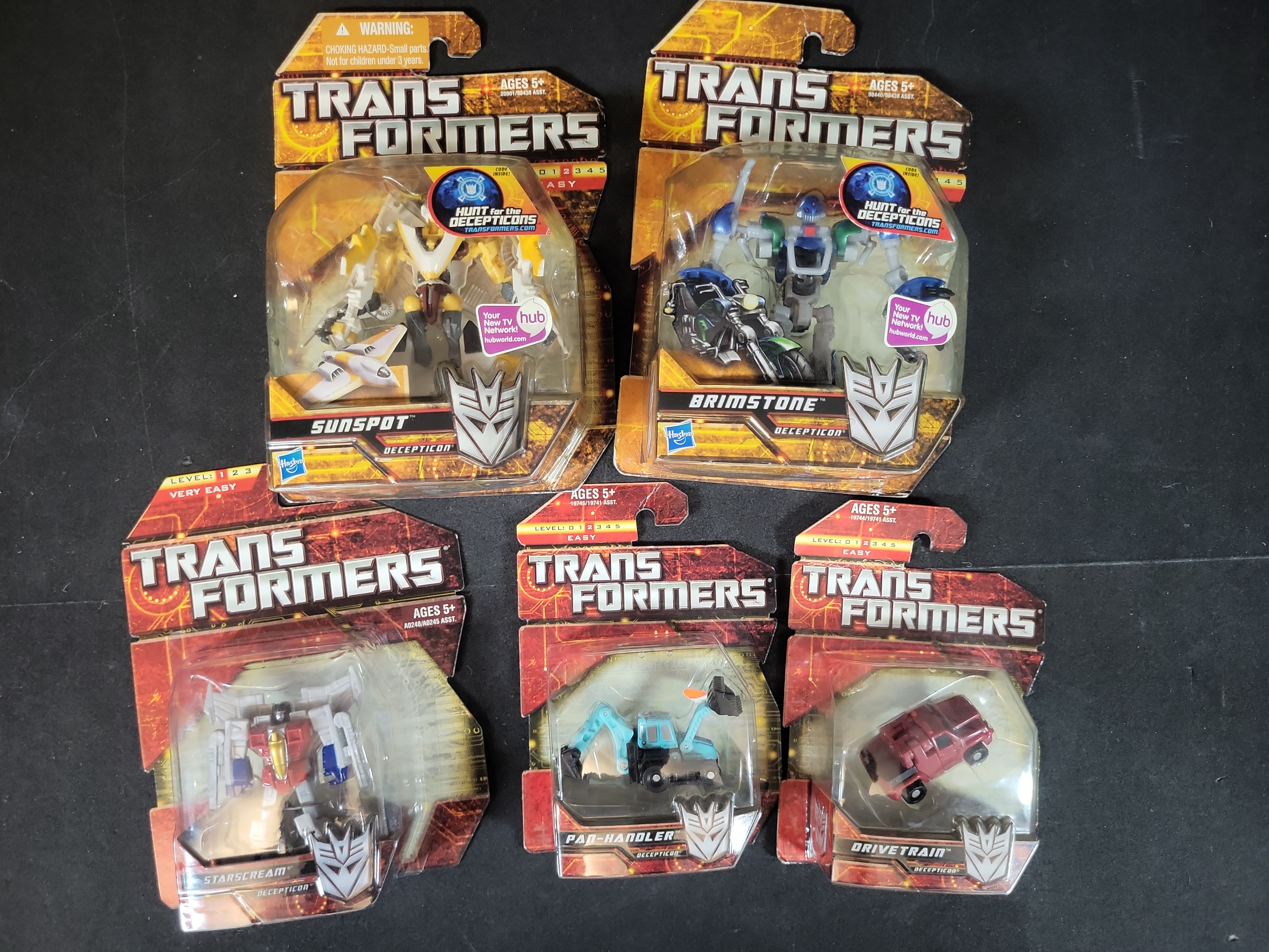 I03512 | A Collection of Five Hasbro Transformers Hunt for the Decepticons and Legends Class Figures