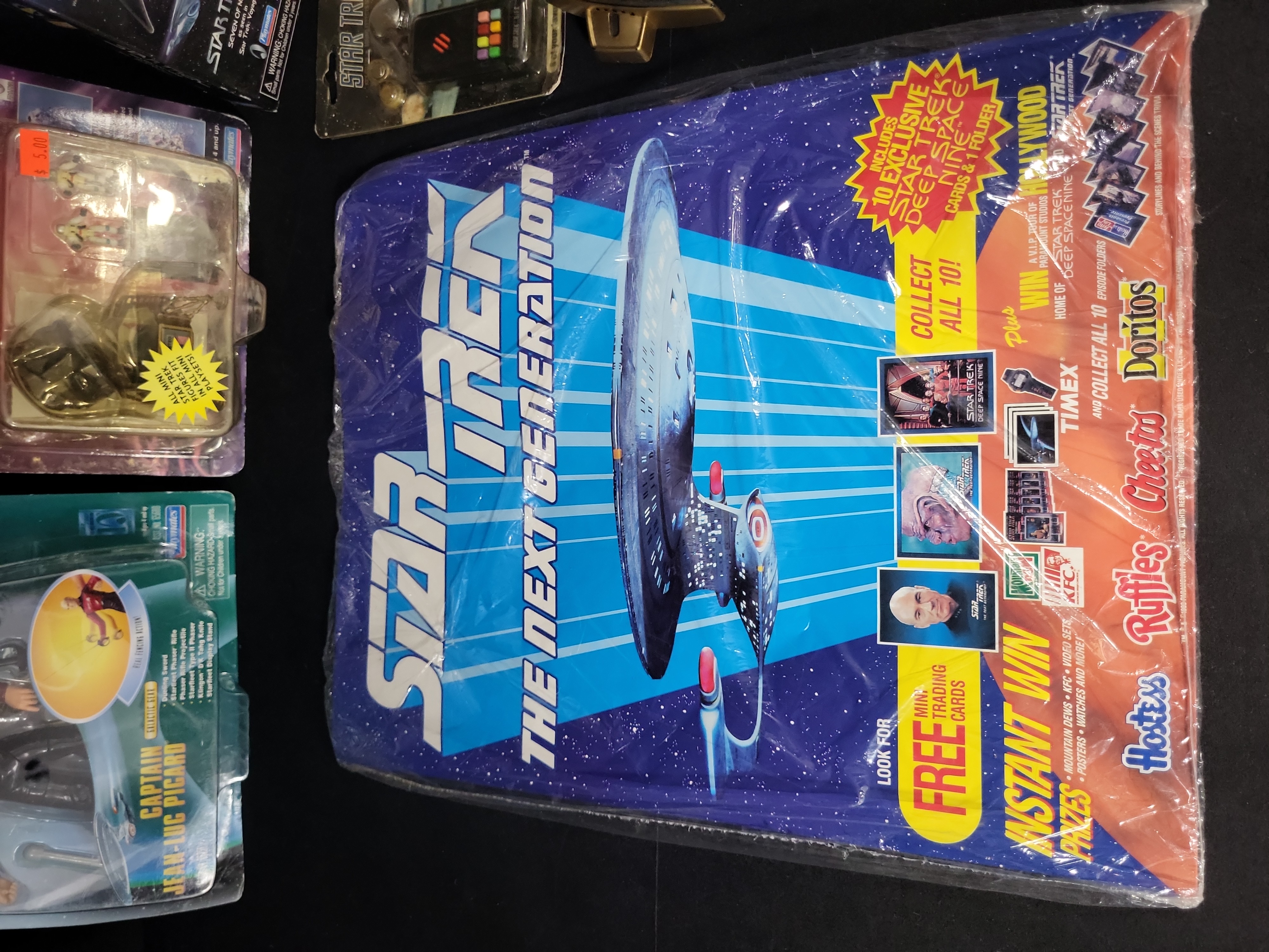 I03547 | A Collection of Star Trek Action Figures and Memorabilia by Playmates