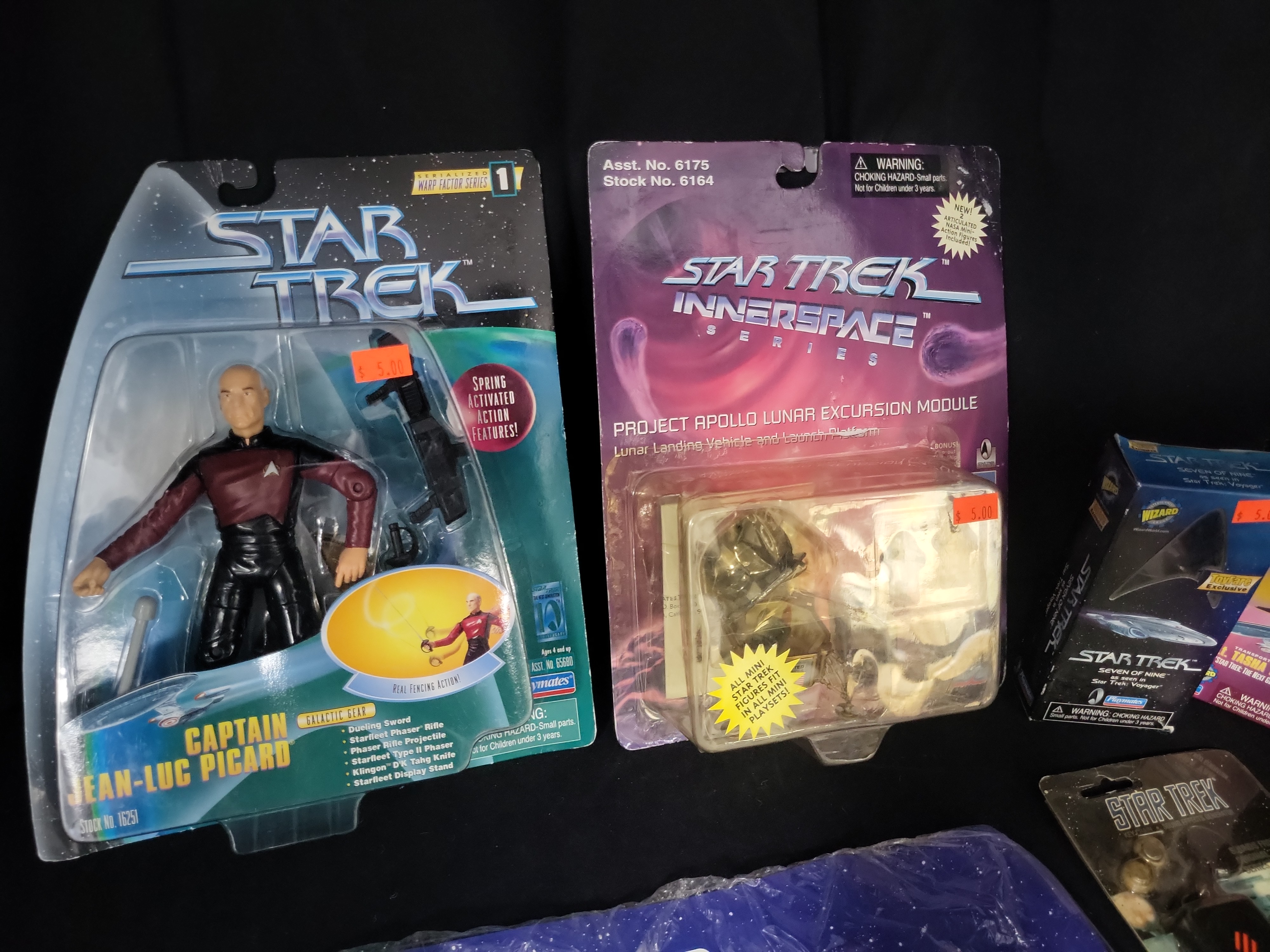 I03547 | A Collection of Star Trek Action Figures and Memorabilia by Playmates