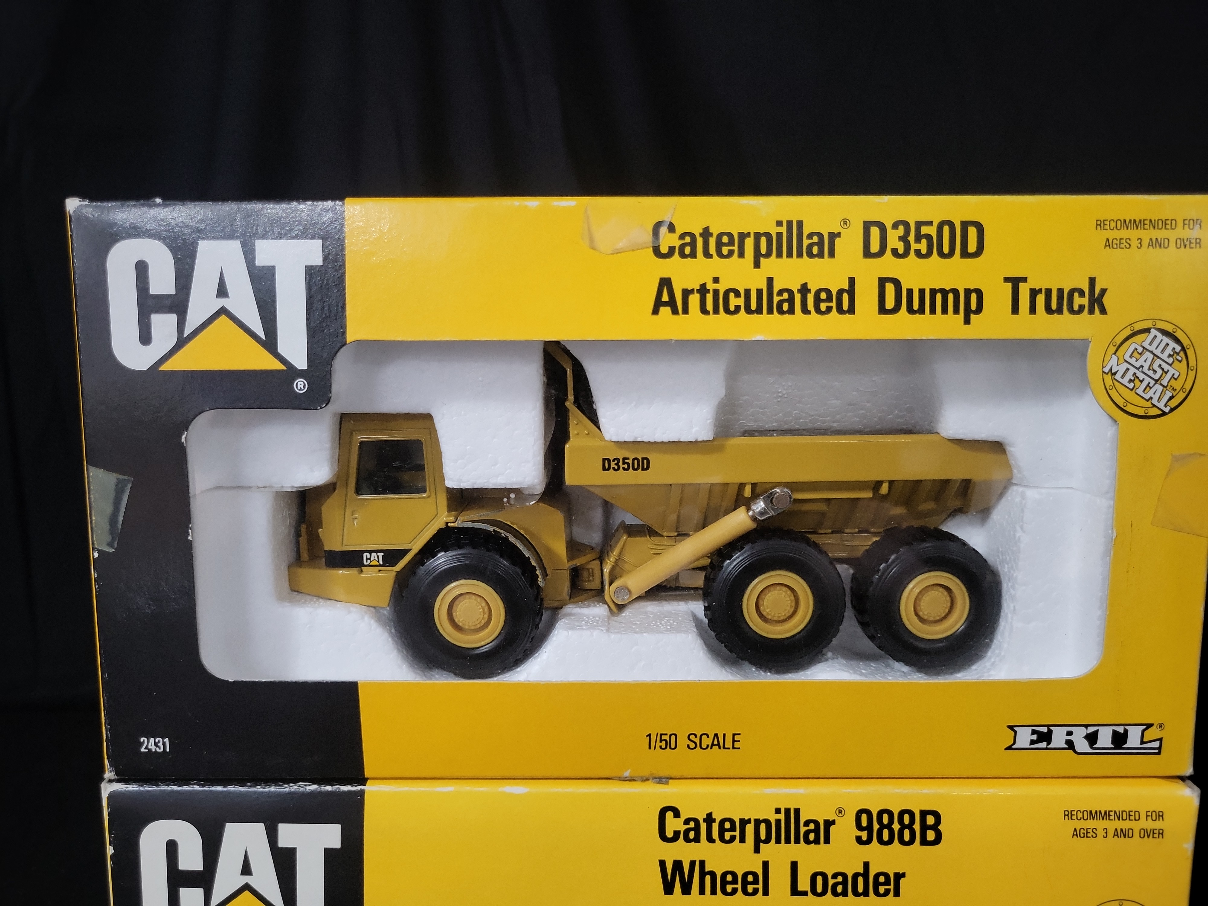 I03606 | A Pair of ERTL 1/50 Scale Caterpillar Die-Cast Construction Vehicles in Original Boxes