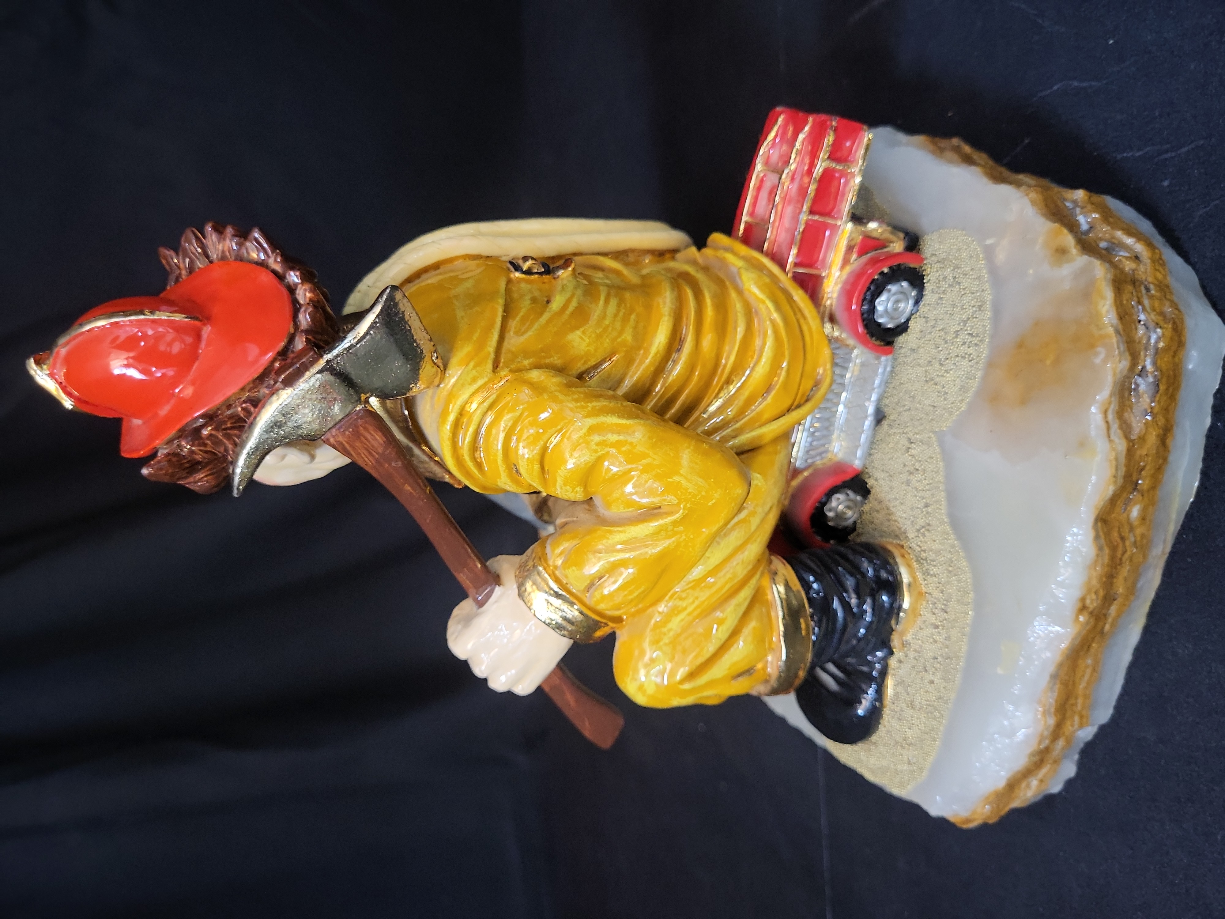 I03209 | Ron Lee Limited Edition Hand Painted Firefighter Figurine on Agate Base 1988