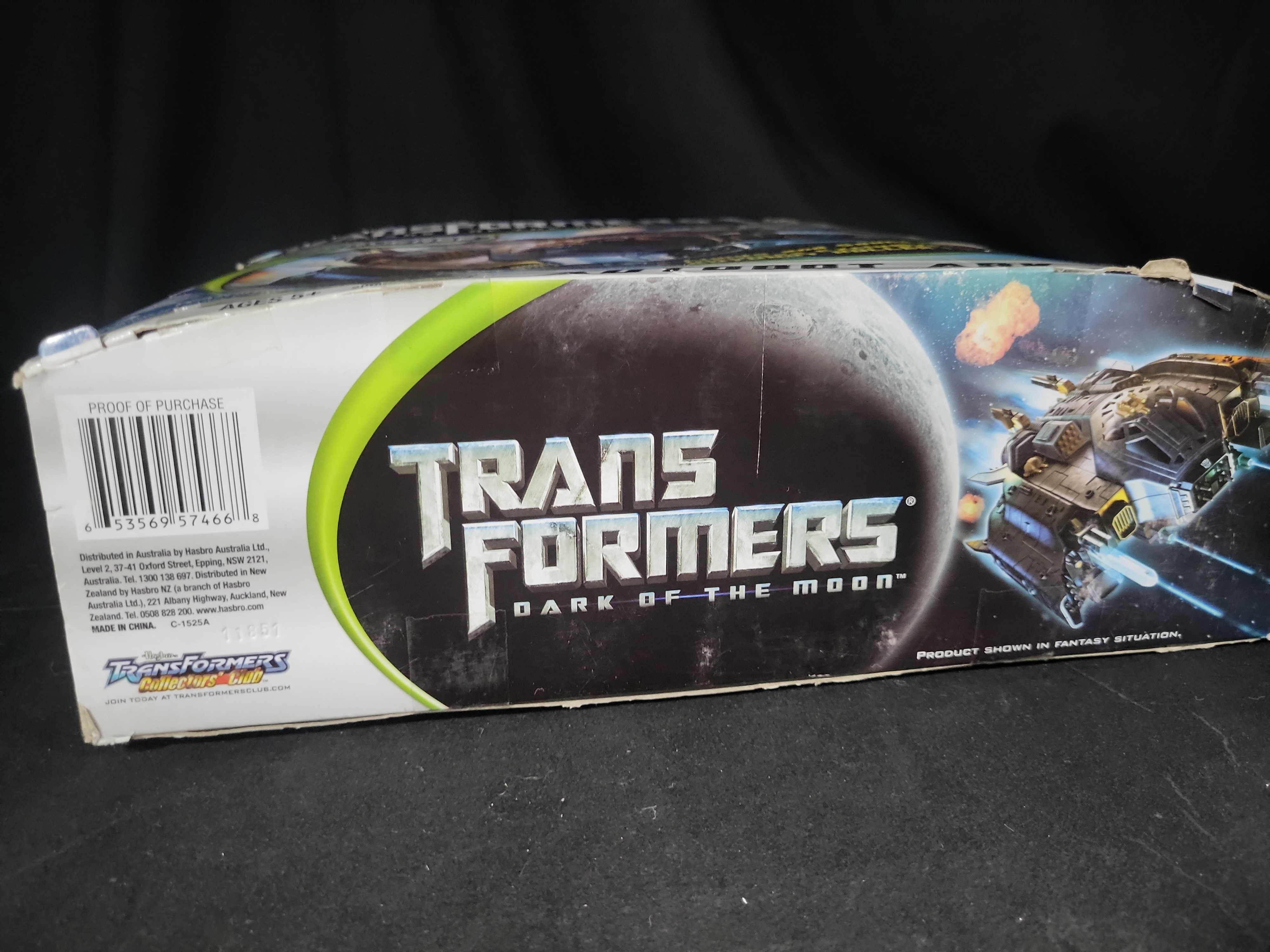 I03526 | Hasbro Transformers Dark of the Moon Cyberverse Autobot Ark Play Set with Exclusive Roller Figure