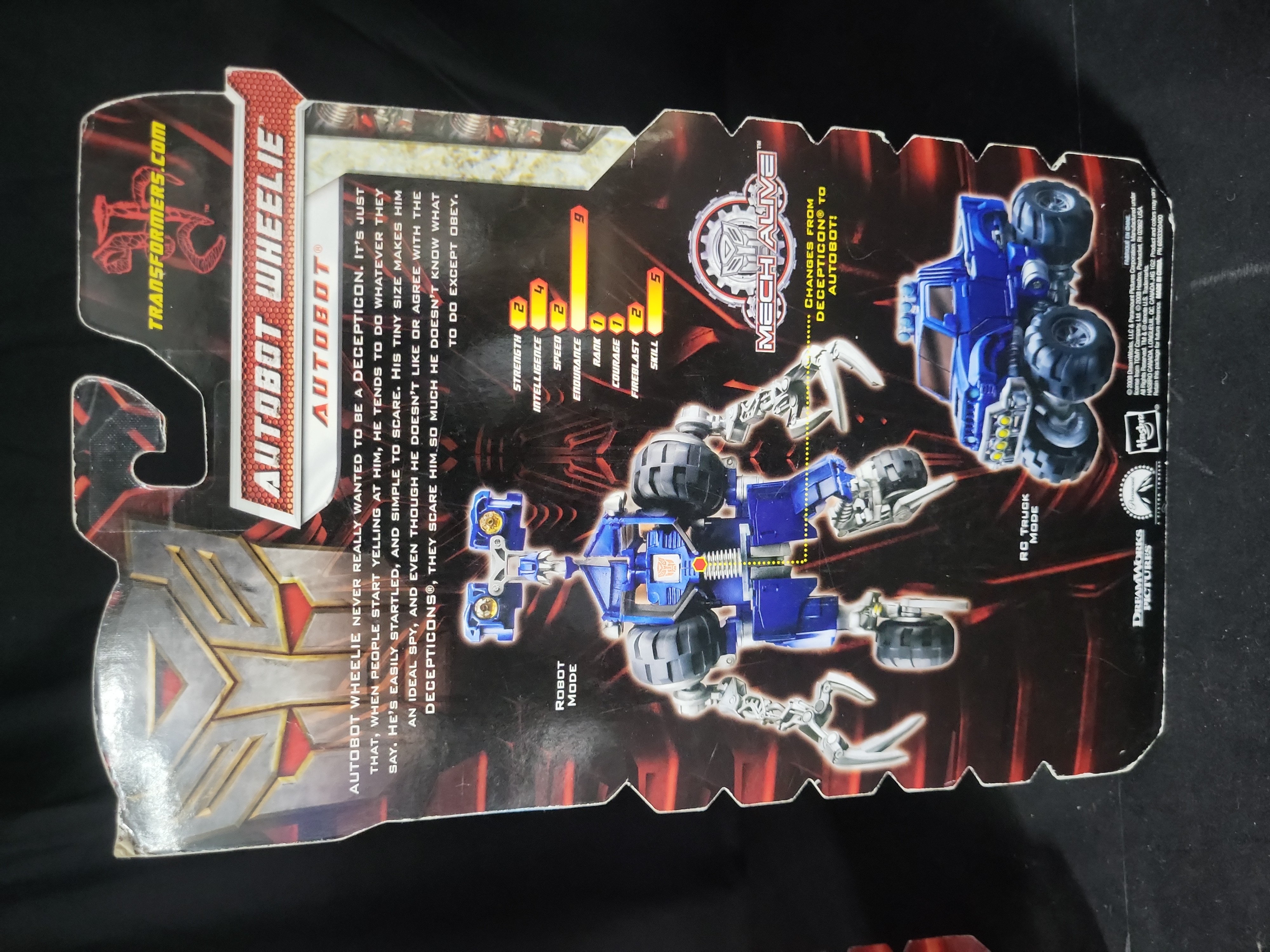 I03539 | A Pair of Hasbro Transformers Revenge of the Fallen Deluxe Class Arcee and Autobot Wheelie Action Figures