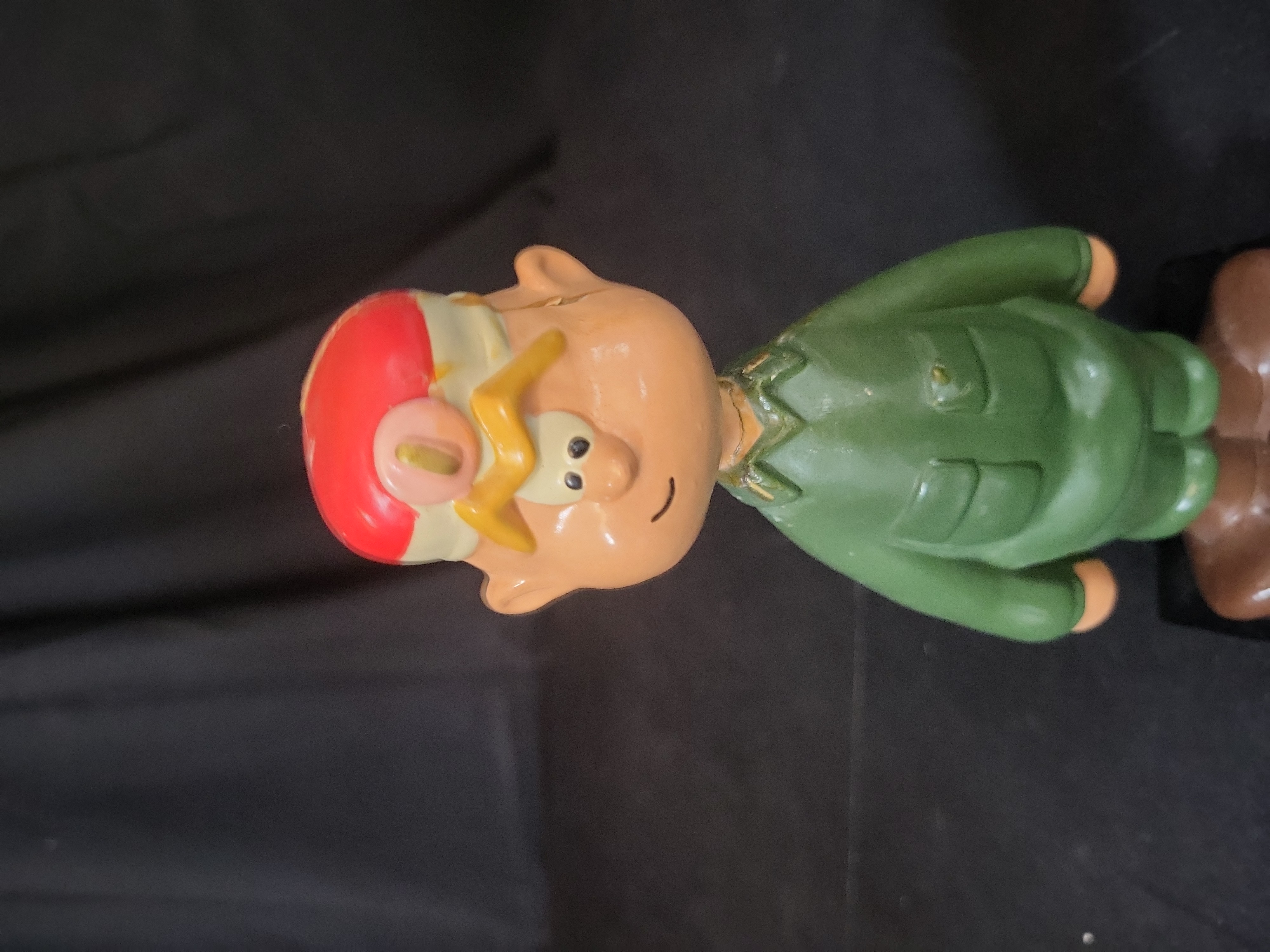 I03254 | Vintage 1960s Beetle Bailey Lt. Fuzz Bobblehead Nodder