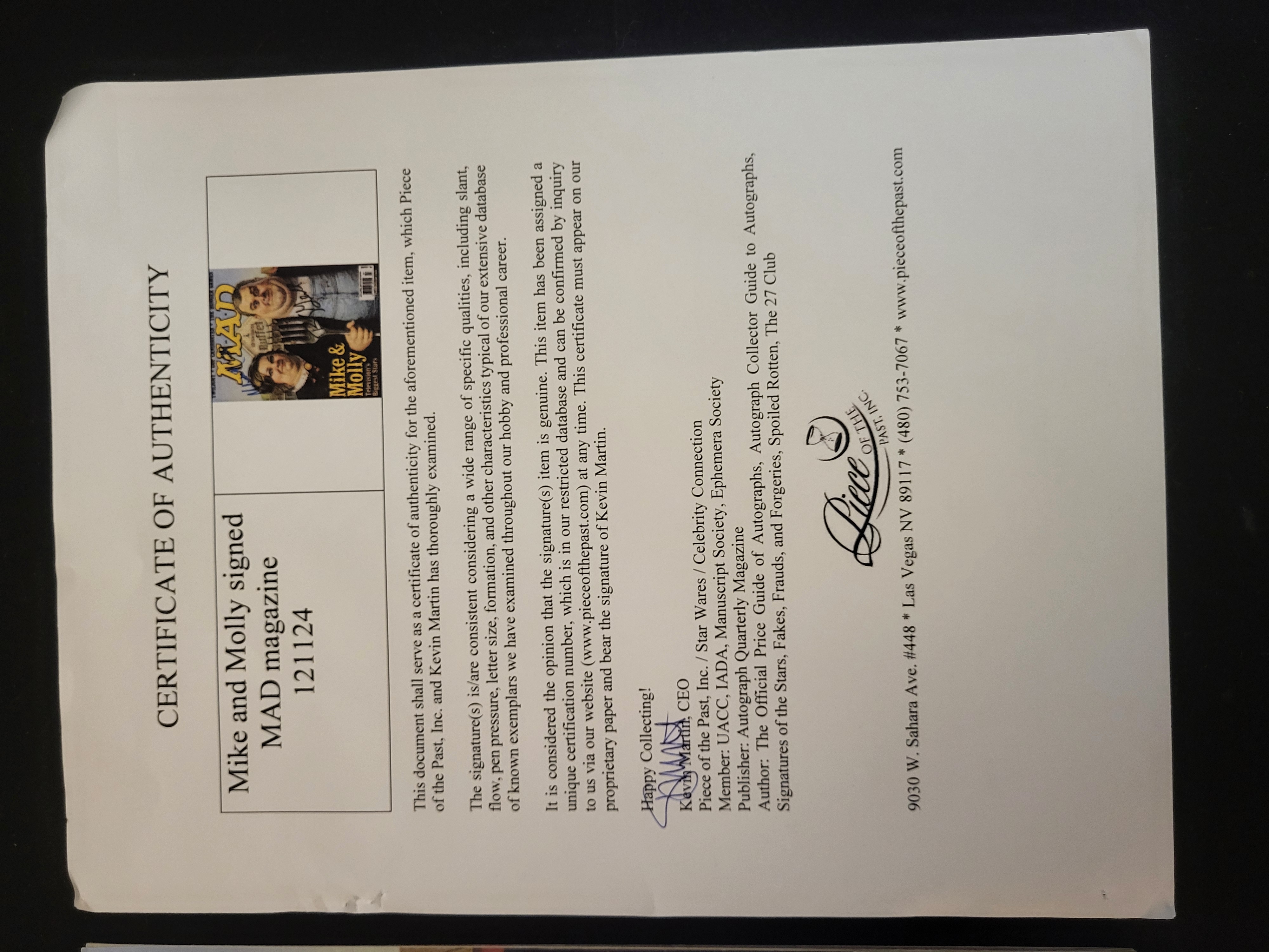 I00623 | MAD Magazine Issue #514 Signed by Melissa McCarthy and Billy Gardell