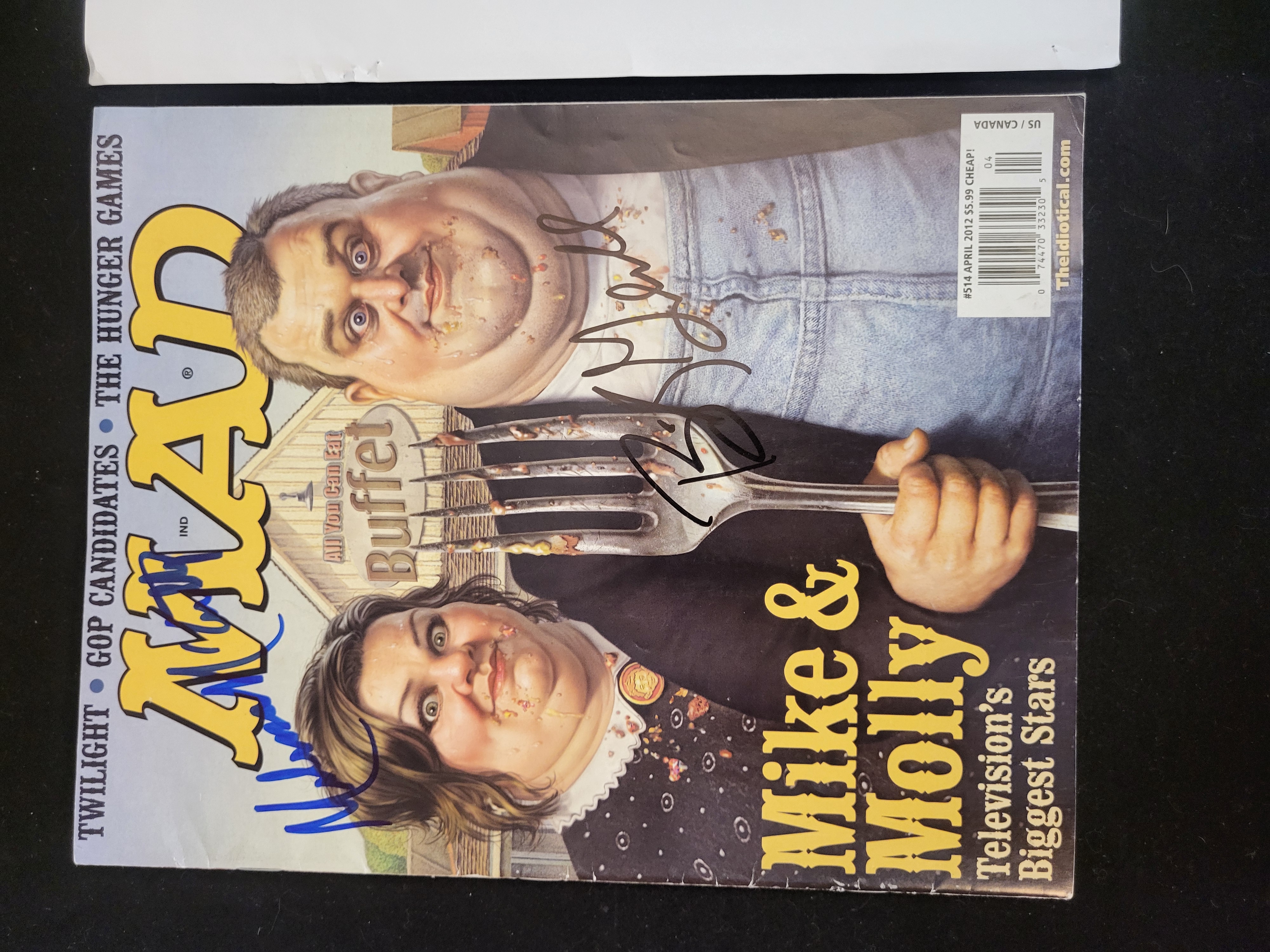 I00623 | MAD Magazine Issue #514 Signed by Melissa McCarthy and Billy Gardell