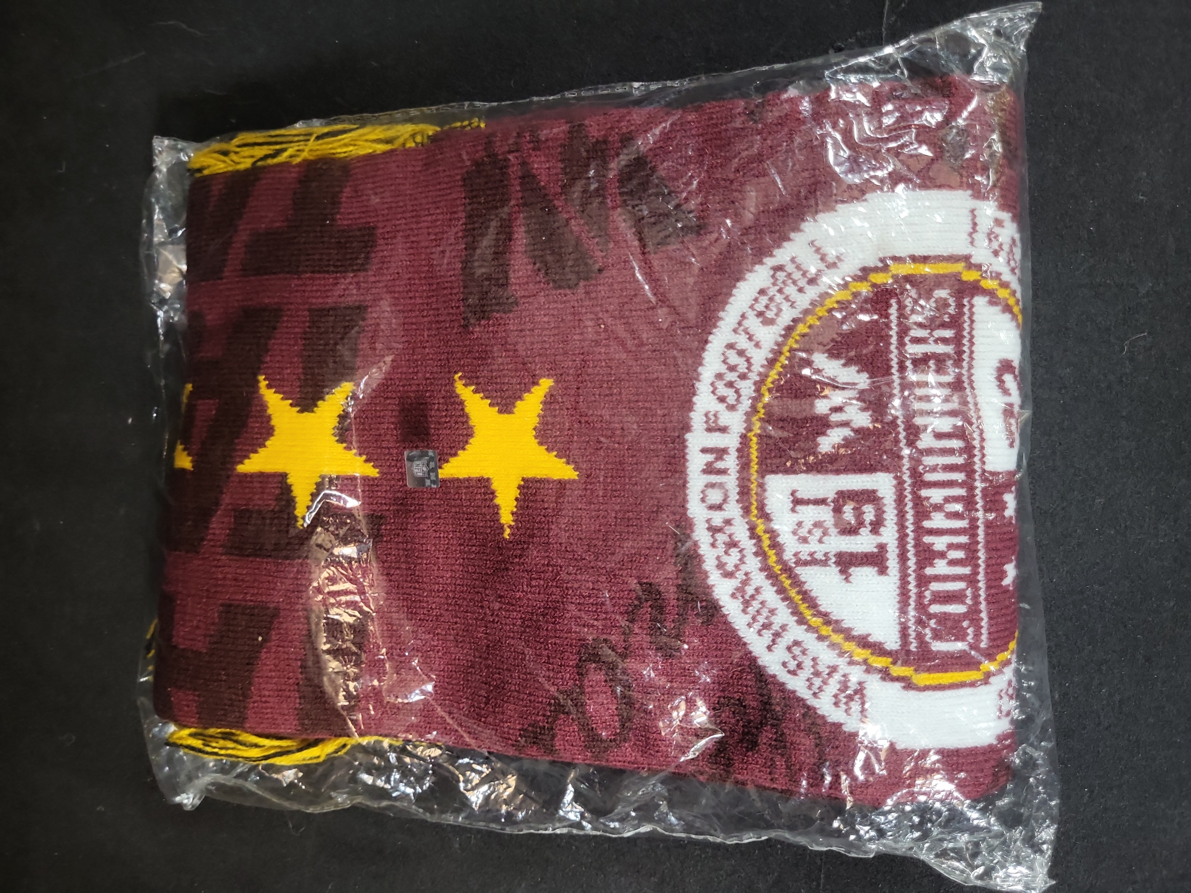 I02914 | Washington Commanders NFL Knit Scarf with Northwest Federal Credit Union Co-Branding