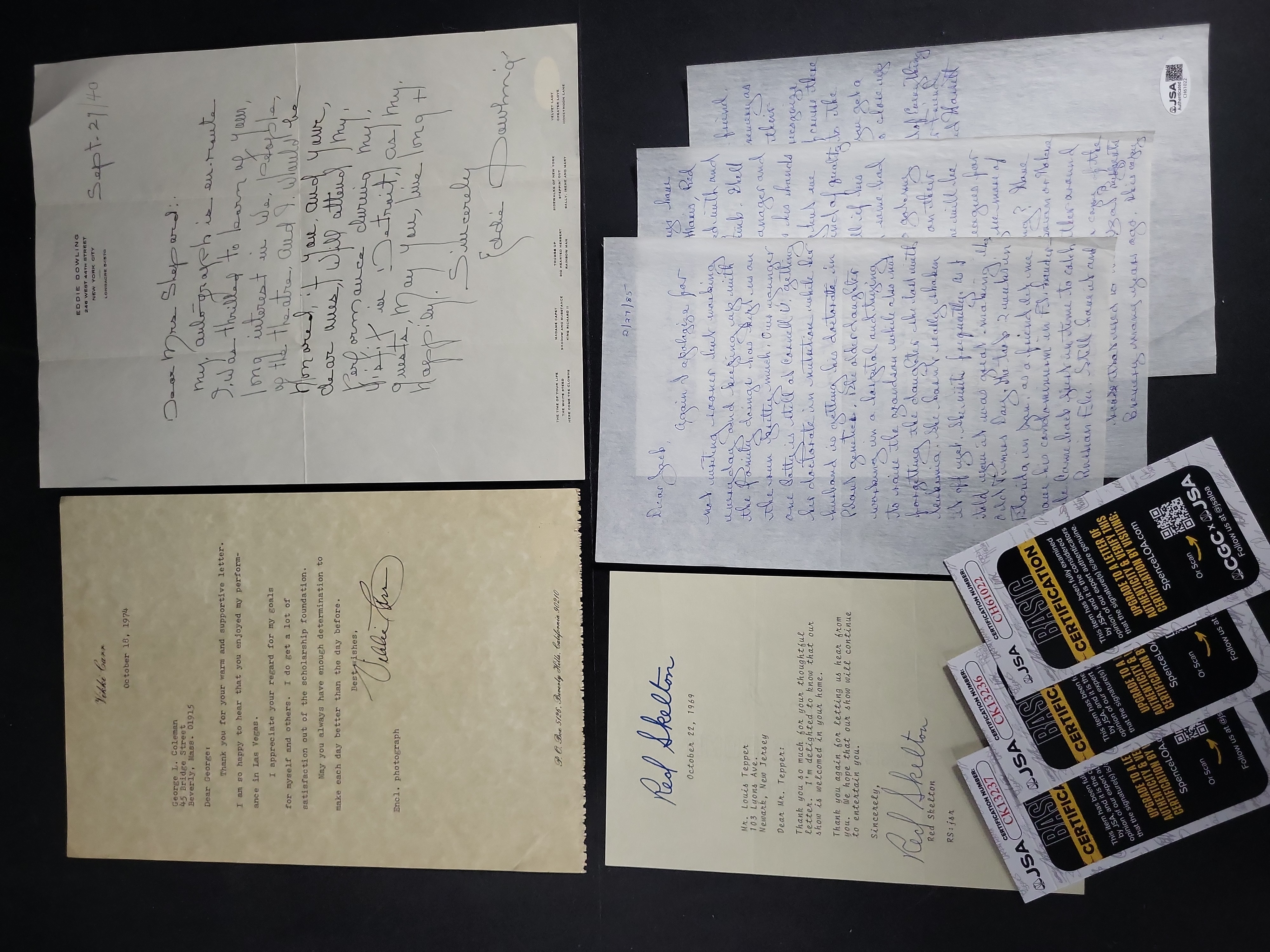 I03442 | A Collection of Autographed Letters and Correspondence from Notable Figures (Signed)