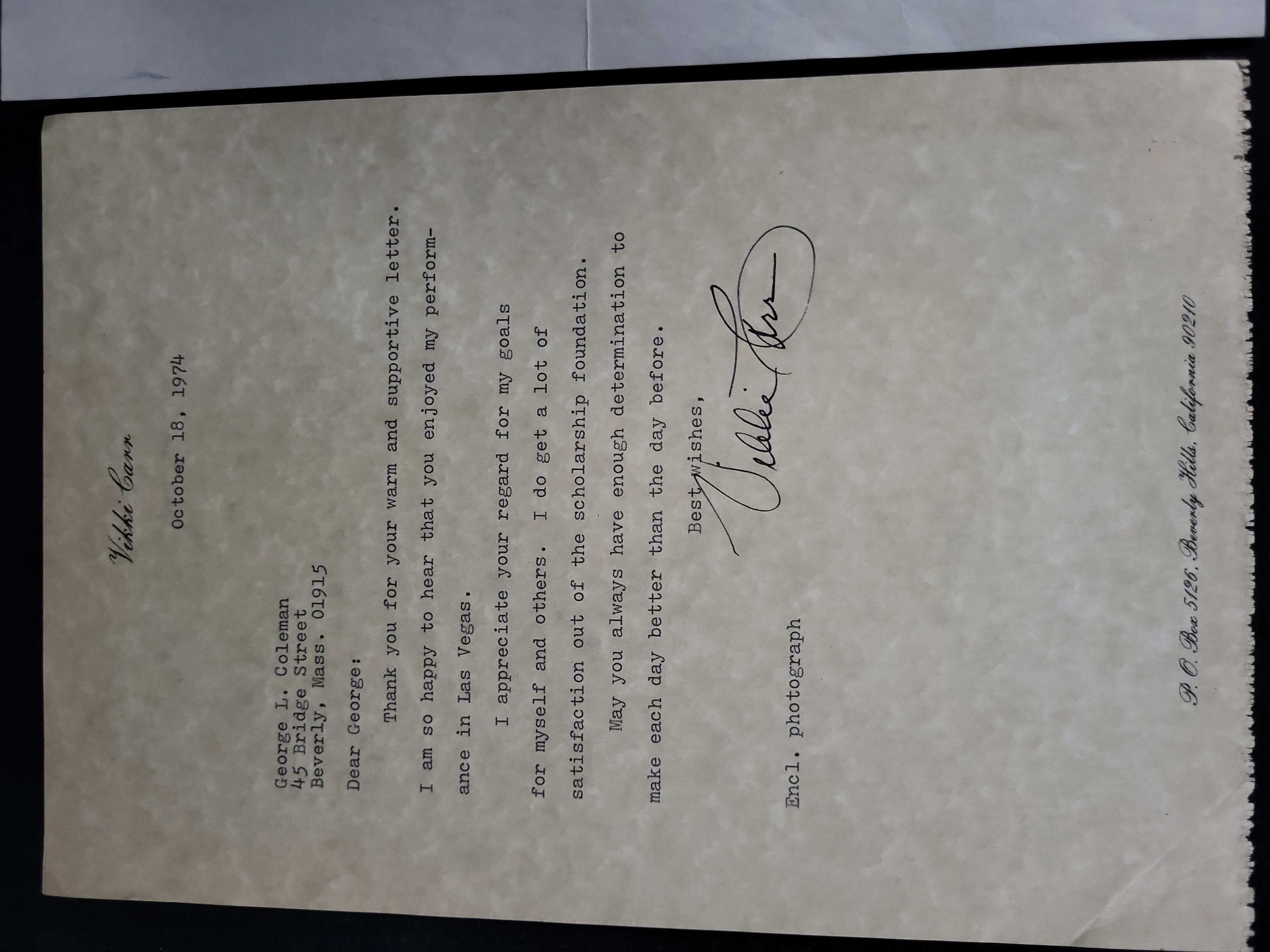 I03442 | A Collection of Autographed Letters and Correspondence from Notable Figures (Signed)