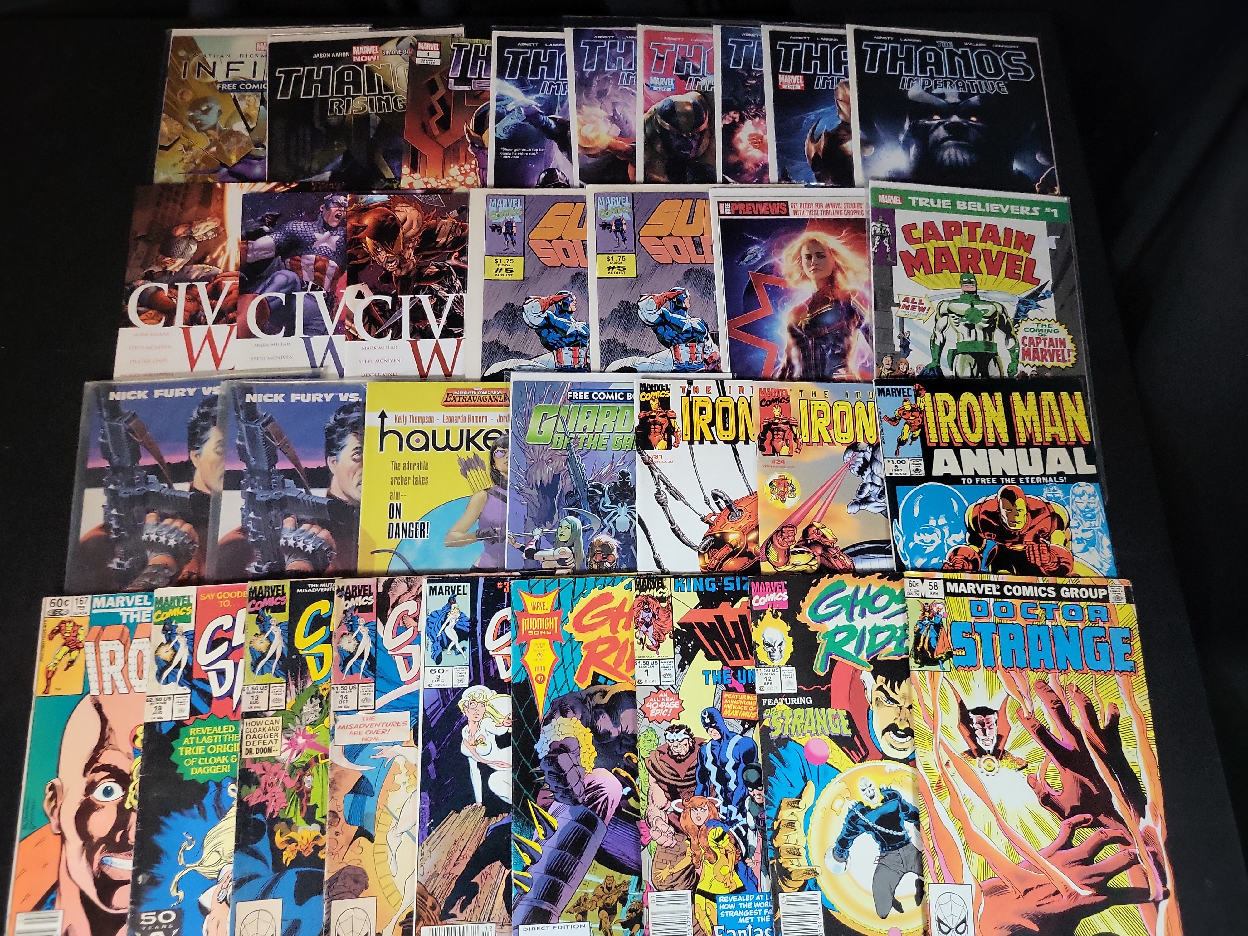 I03632 | A Collection of Marvel Comic Books featuring The Thanos Imperative and Civil War. Marvel Comics, 1982-2018.