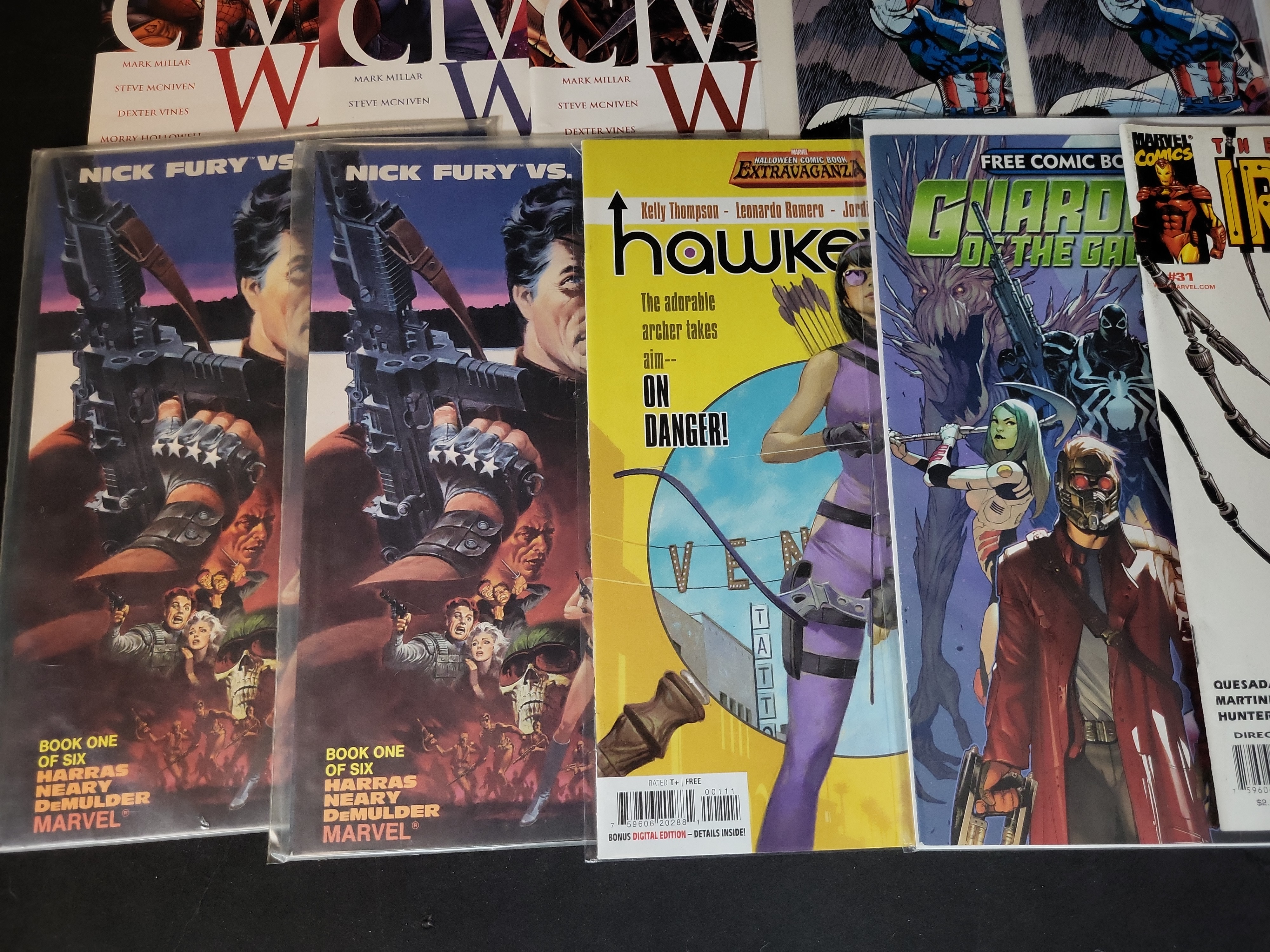 I03632 | A Collection of Marvel Comic Books featuring The Thanos Imperative and Civil War. Marvel Comics, 1982-2018.
