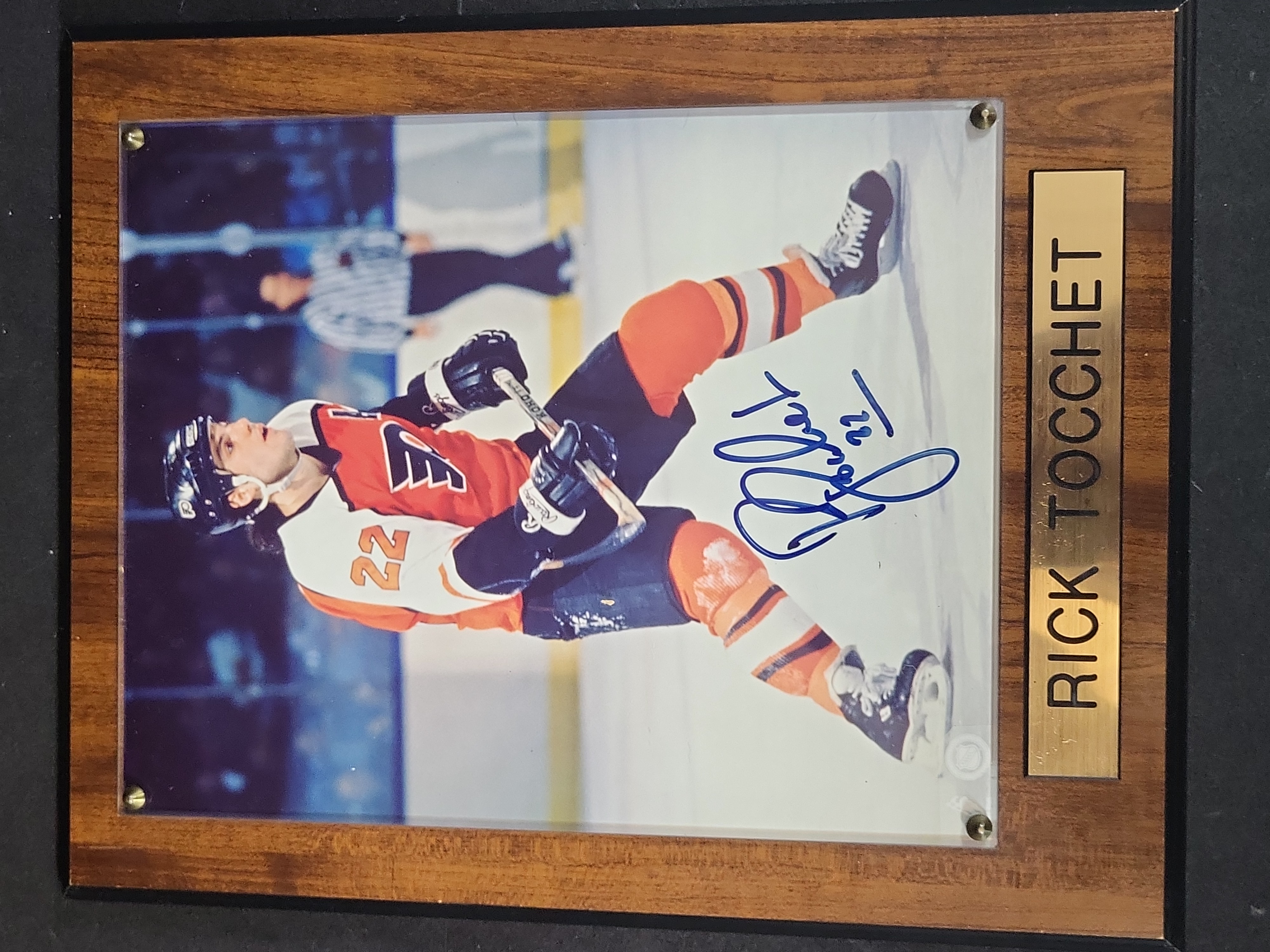 I03050 | Autographed Rick Tocchet Philadelphia Flyers Photo Plaque