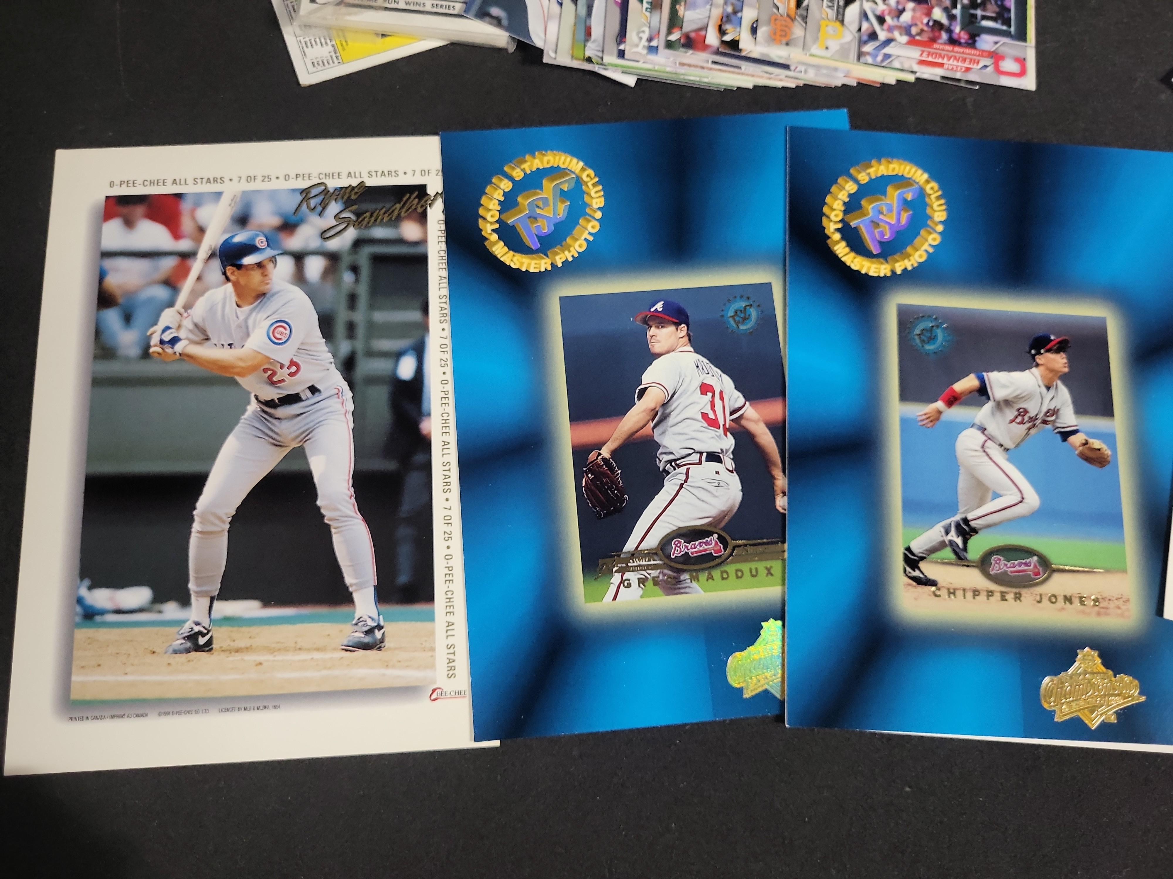 I04227 | Baseball Trading Card and Print Collection