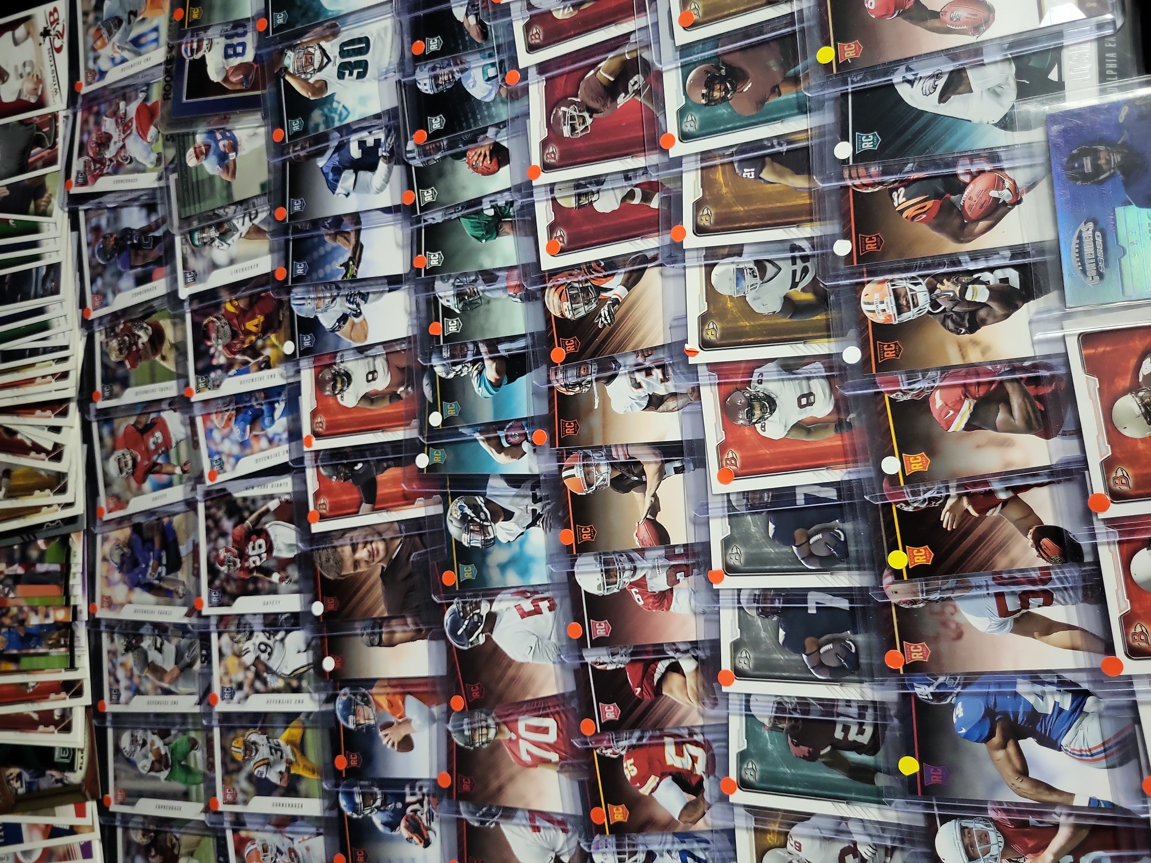 I04491 | An Assortment of Modern Football Cards