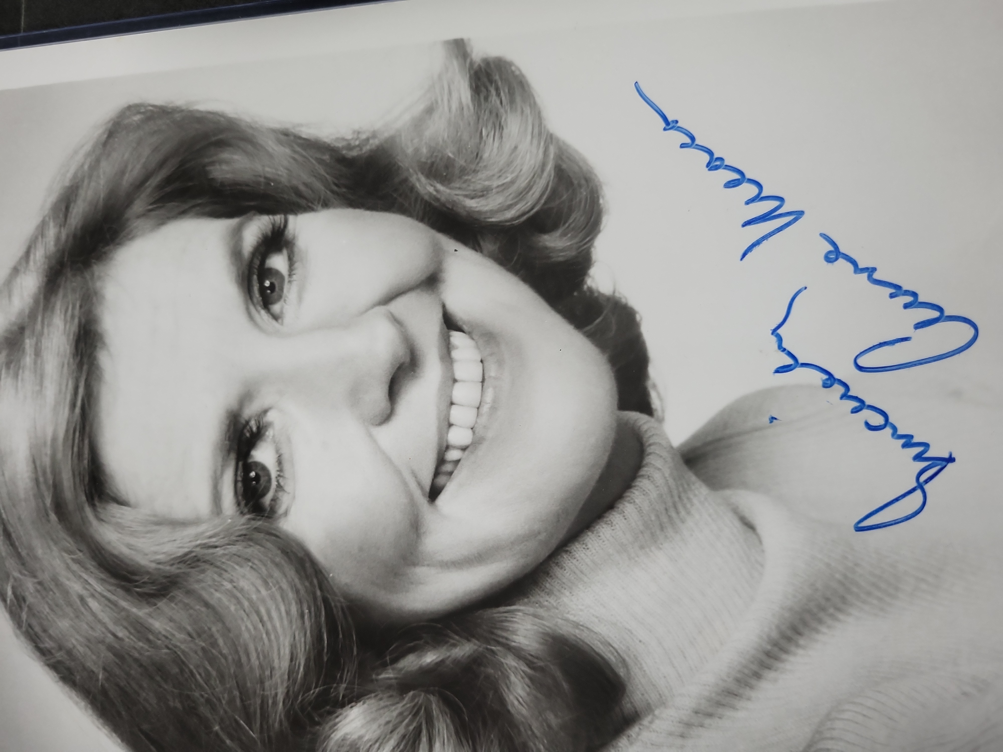 I04403 | Anne Meara Signed Publicity Photograph