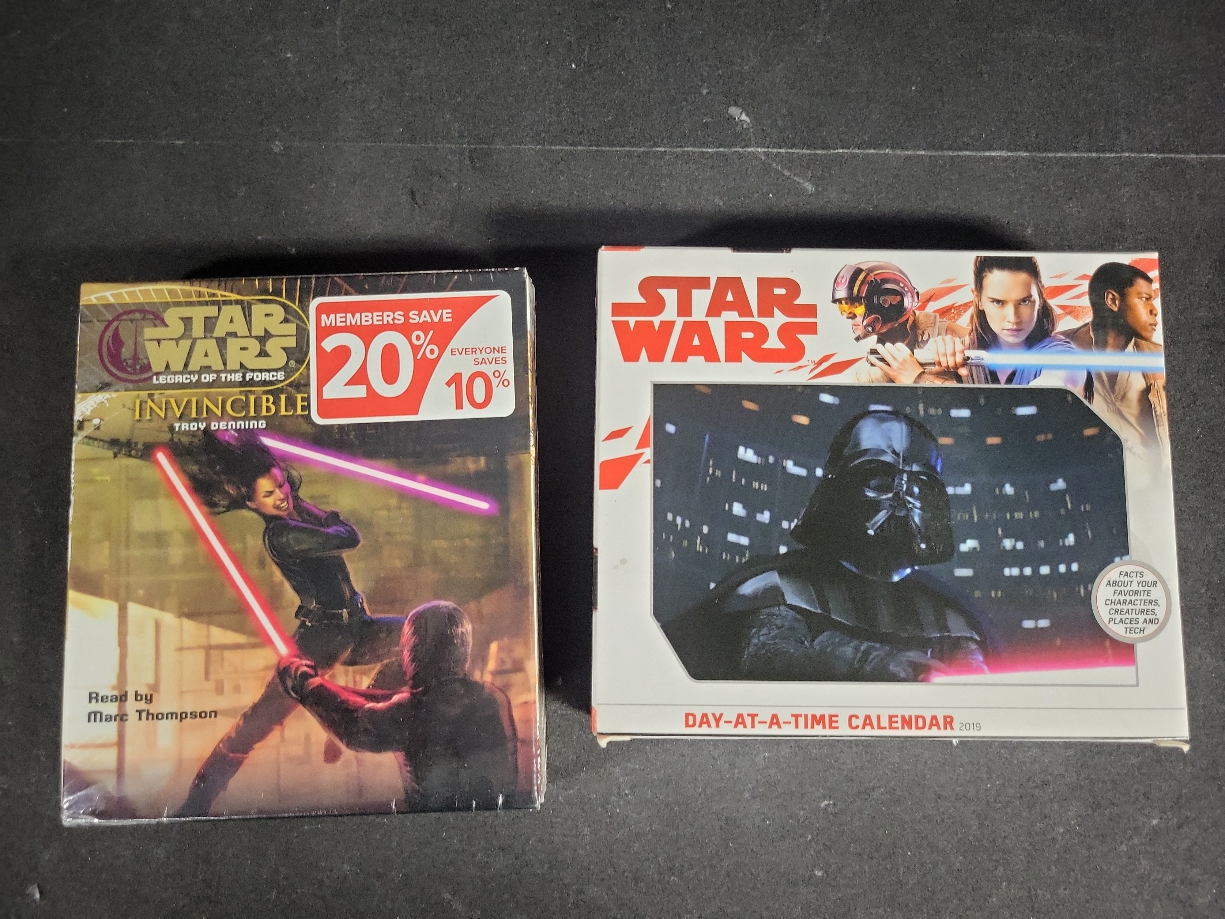 I04675 | Collection of Star Wars Memorabilia