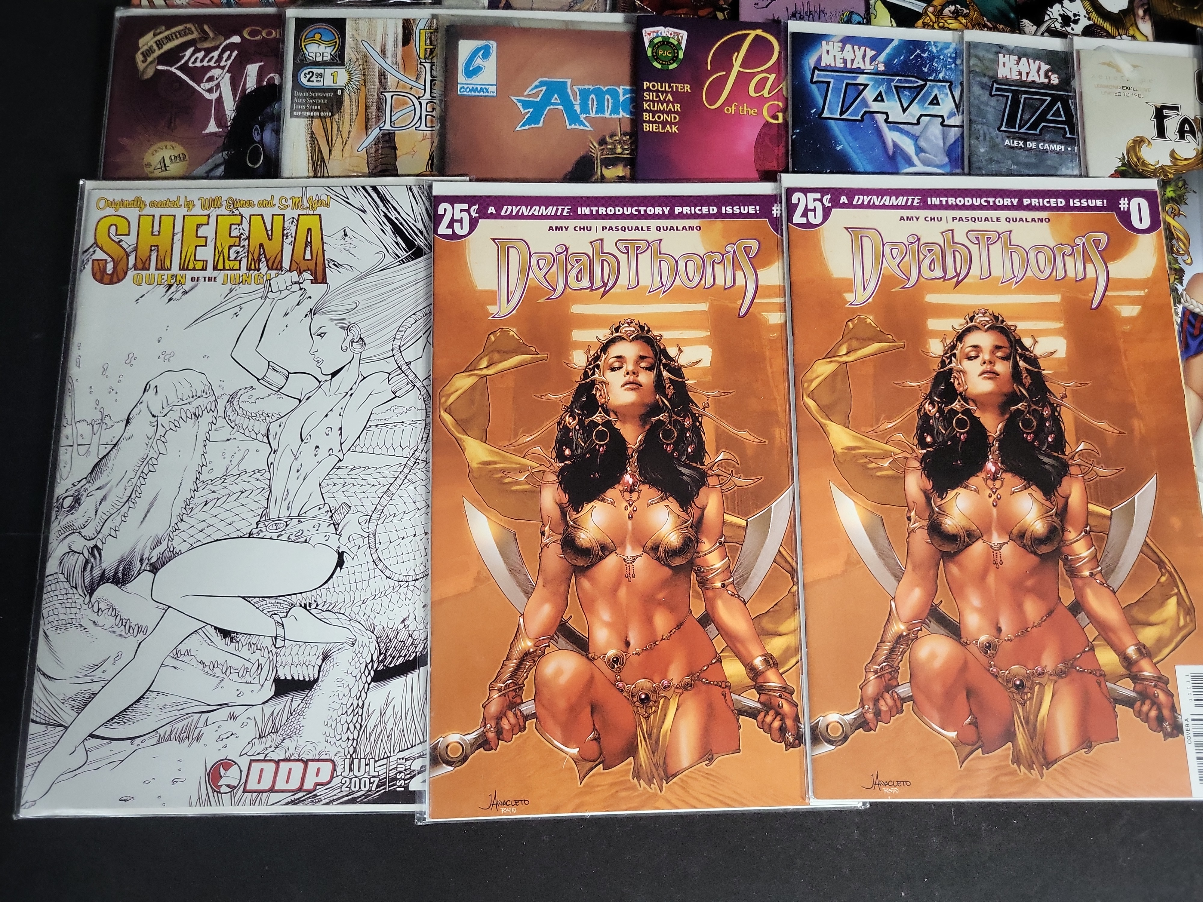 I04546 | Assortment of Bad Girl Fantasy Comics