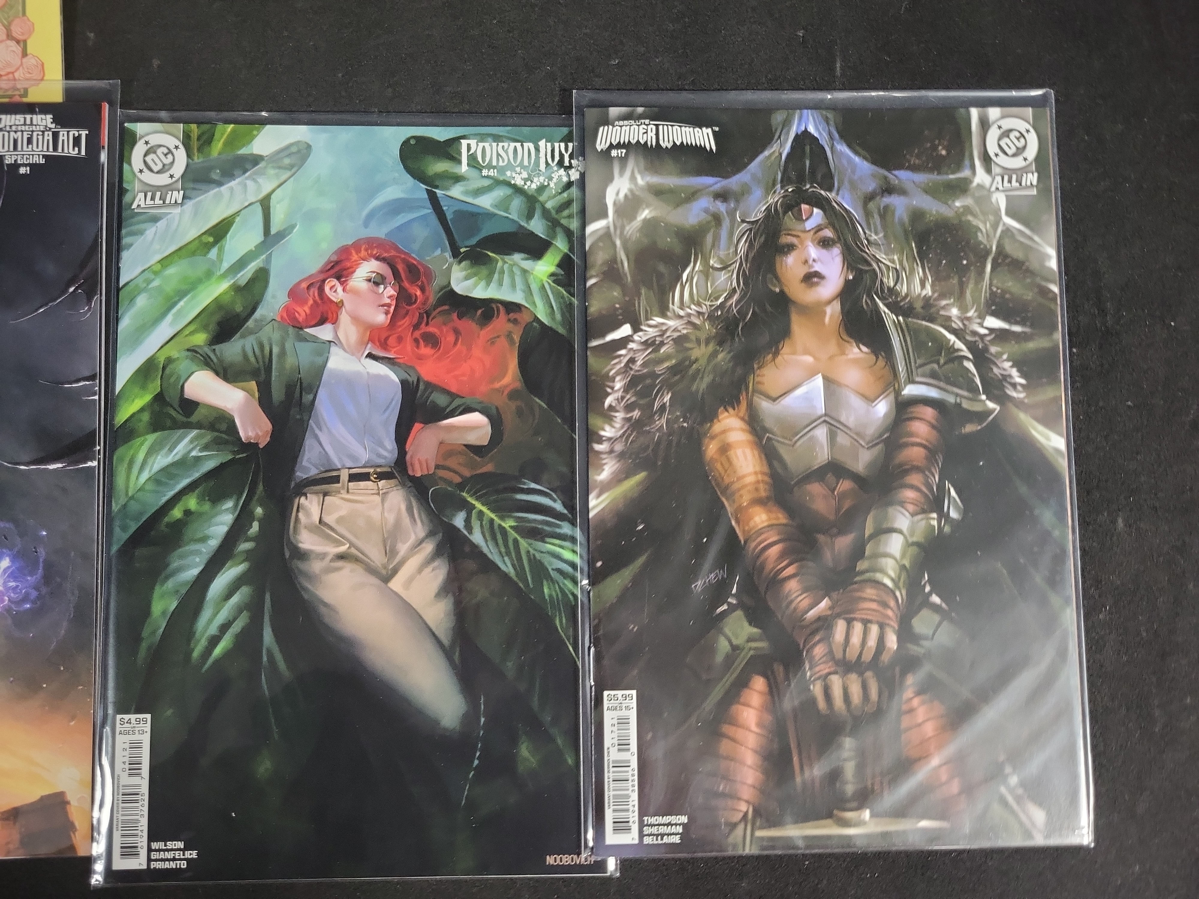 I04548 | A Collection of DC Variant Comics
