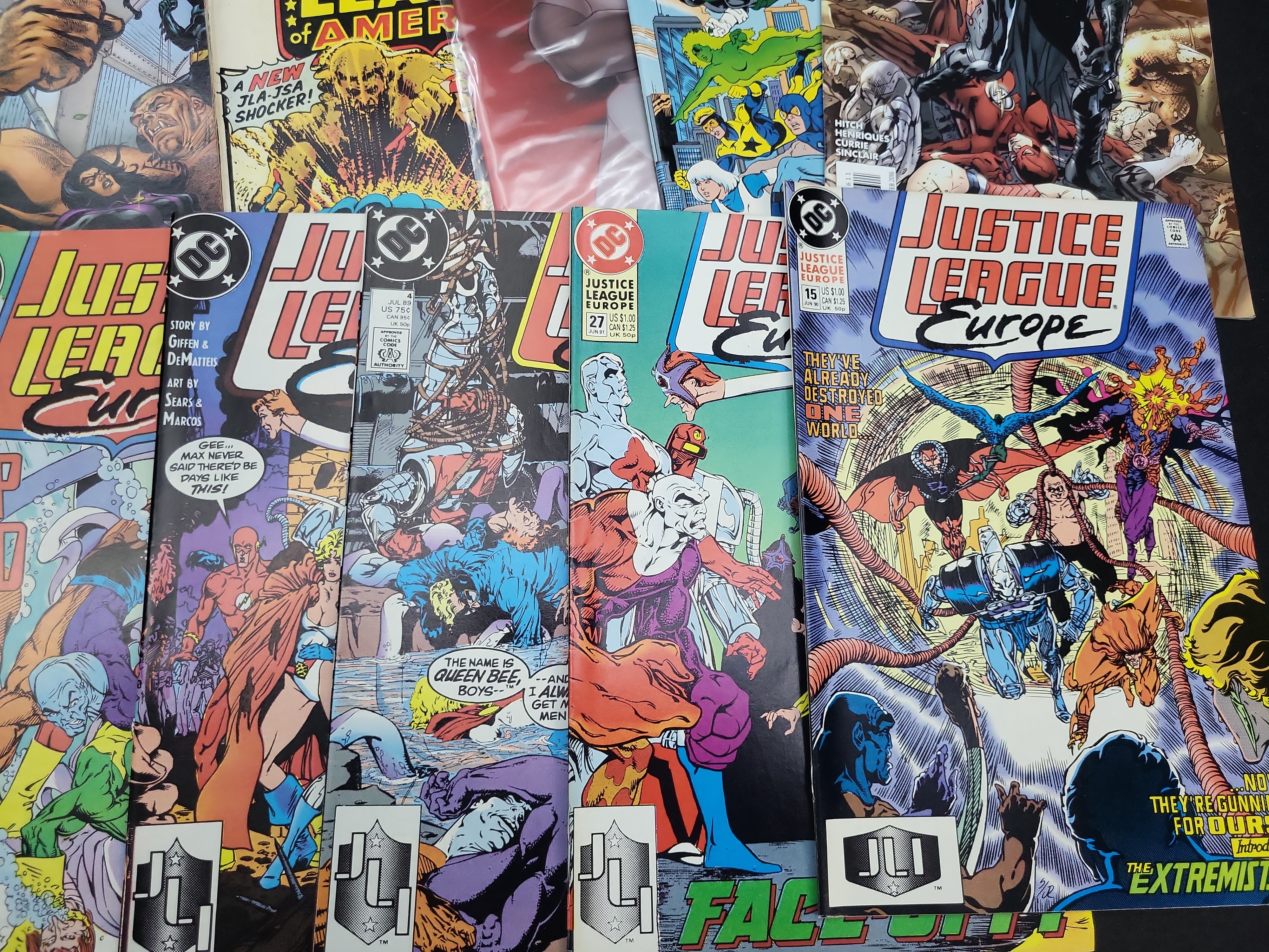 I04514 | Collection of DC Justice League Comics