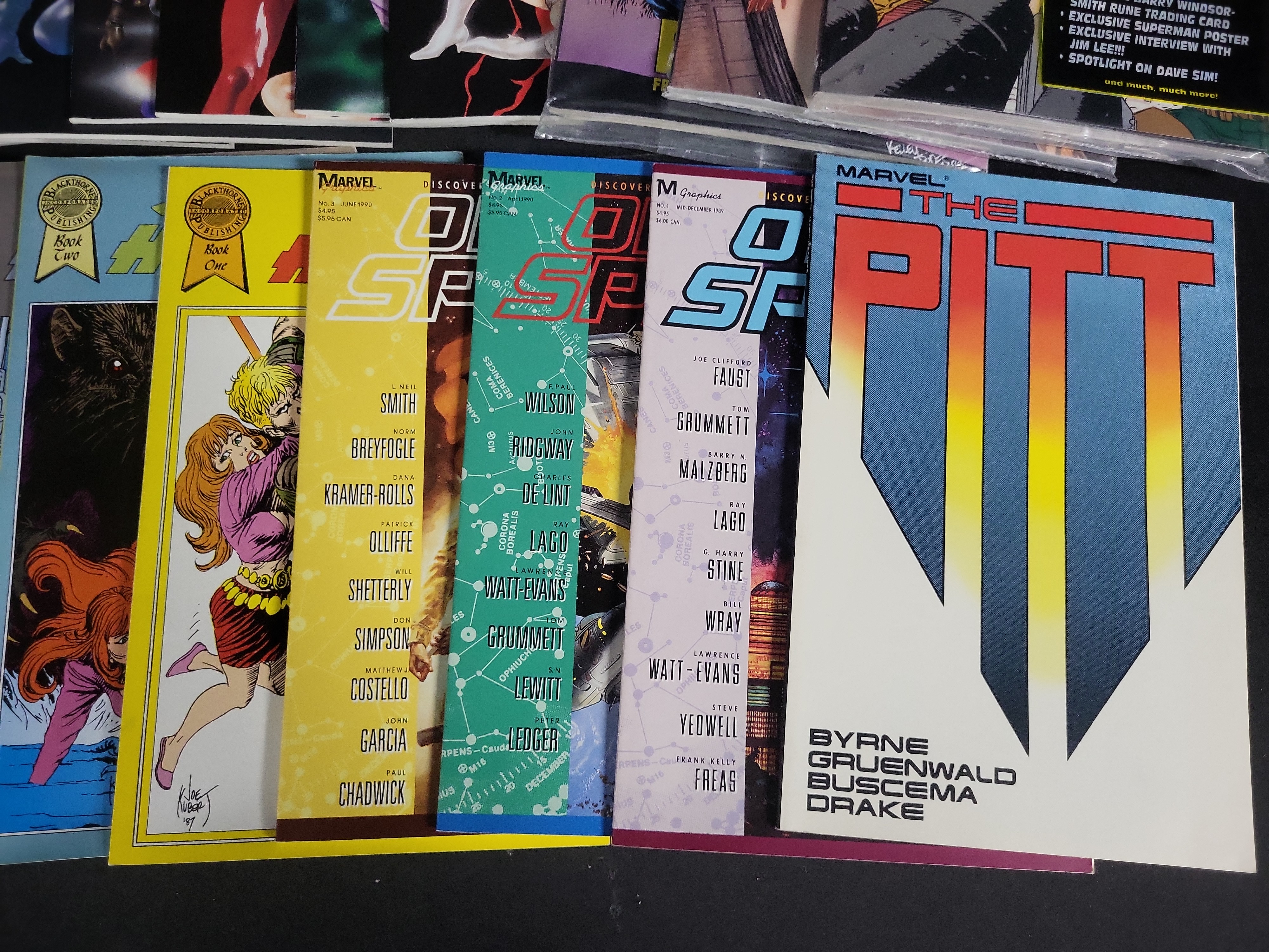 I04555 | Sixty to Seventy Modern Comic Books