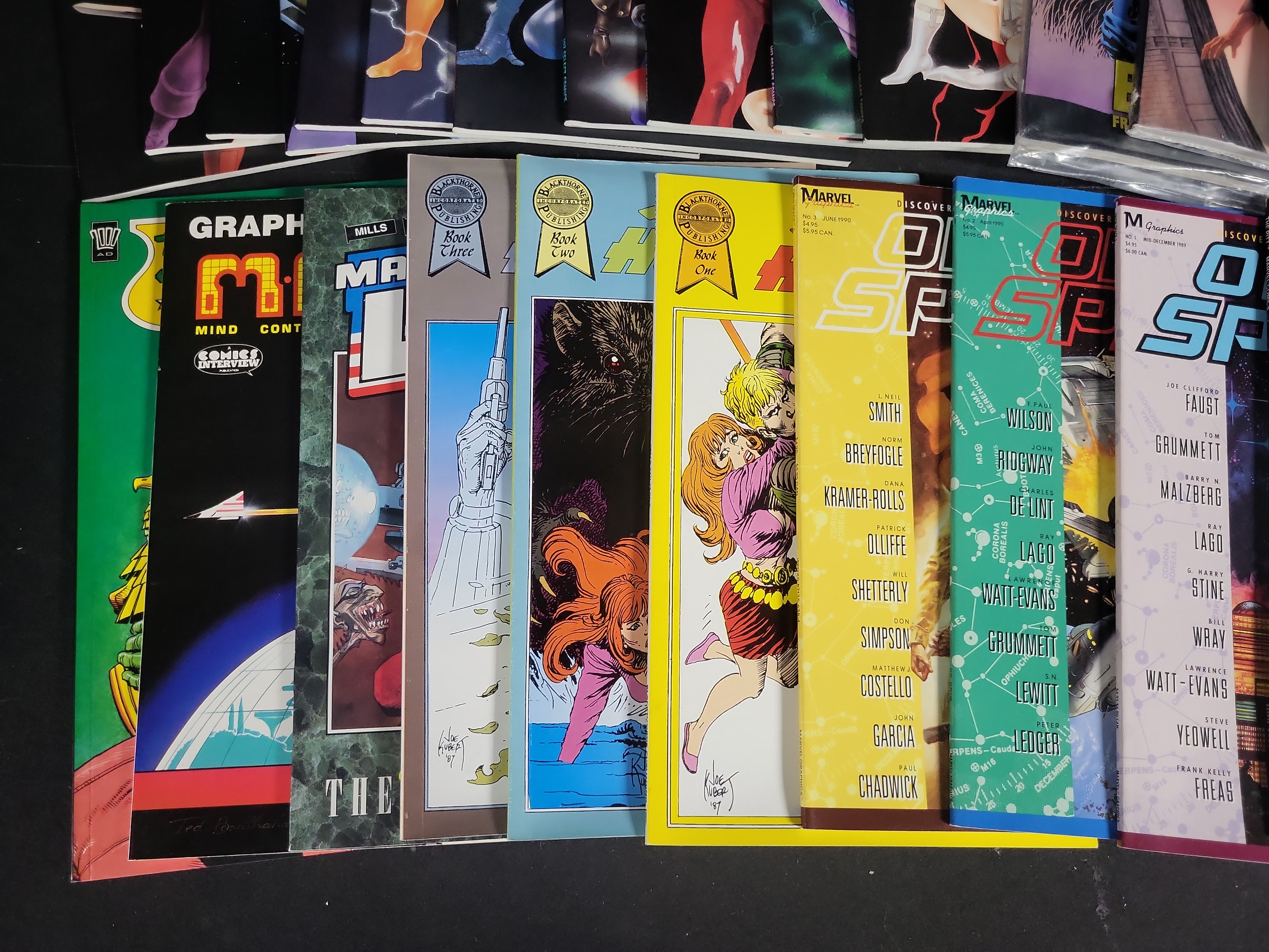 I04555 | Sixty to Seventy Modern Comic Books