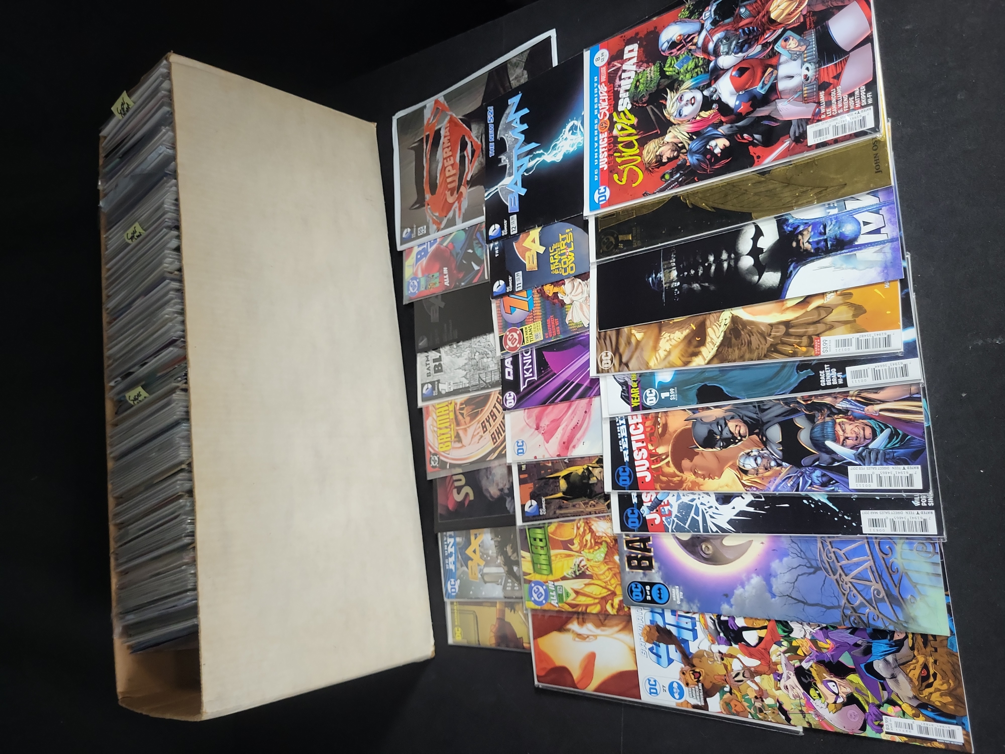 I04564 | A Collection of DC Modern Age Comics