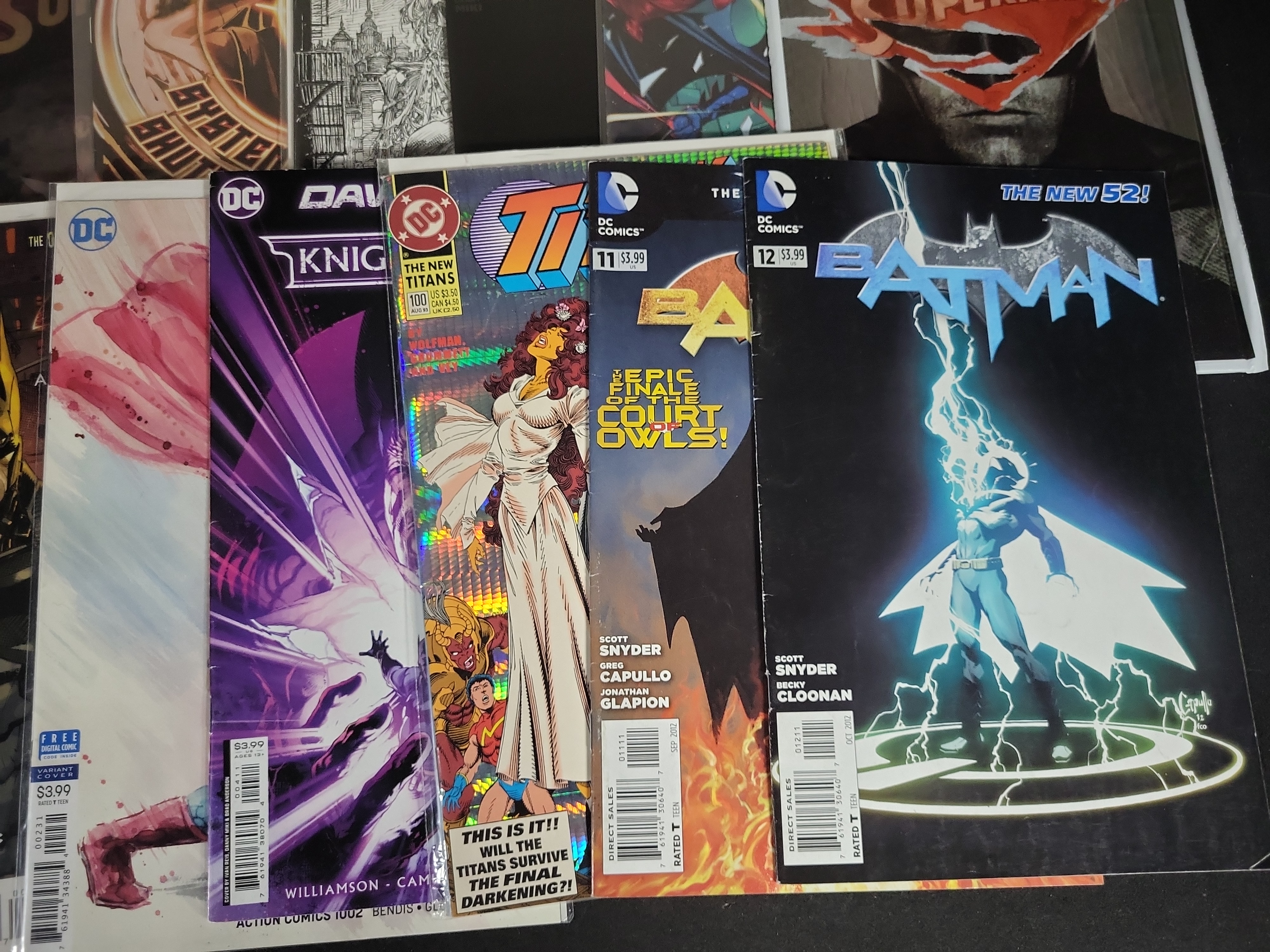 I04564 | A Collection of DC Modern Age Comics