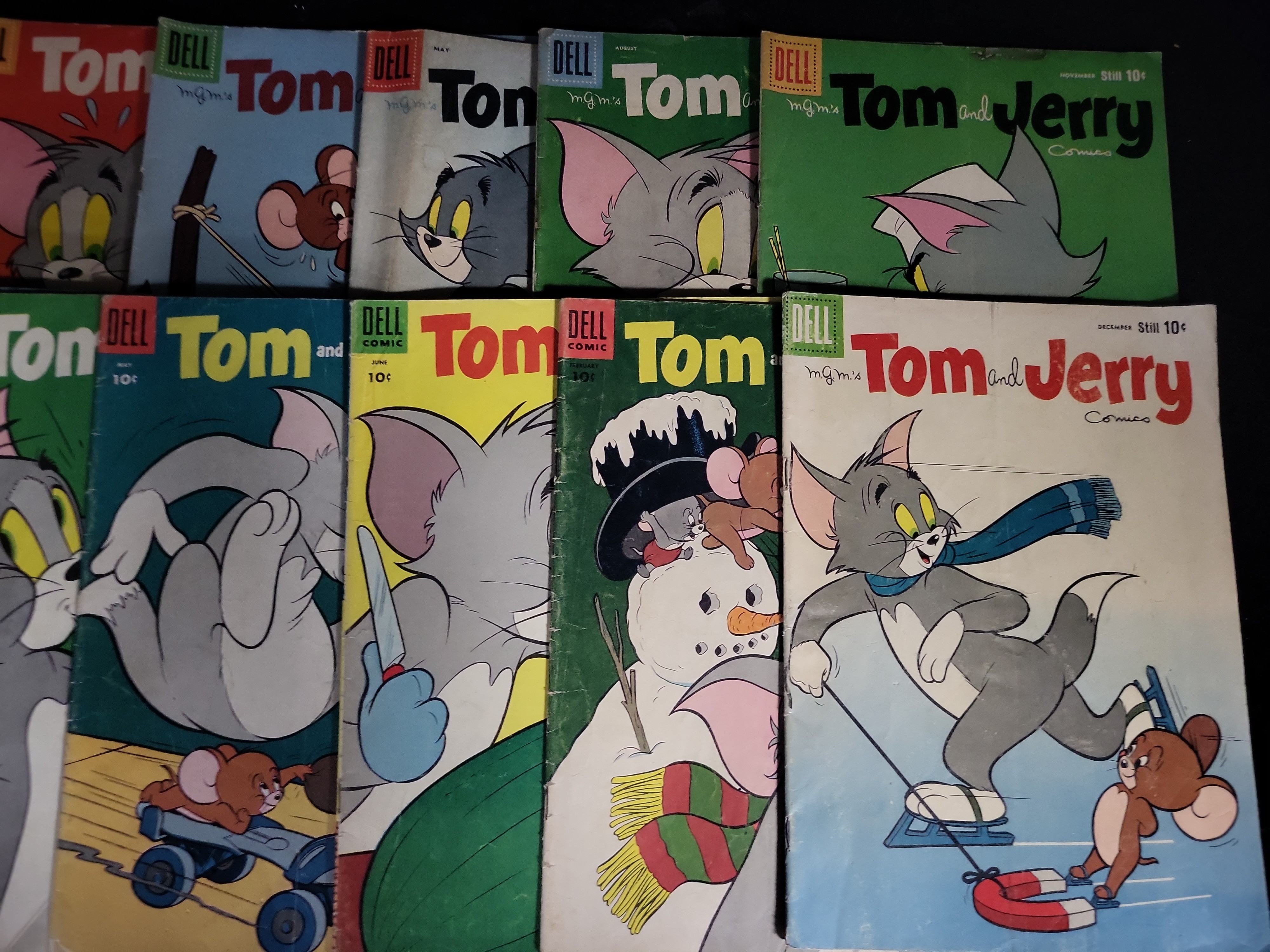 I04626 | Vintage Tom and Jerry Comic Collection