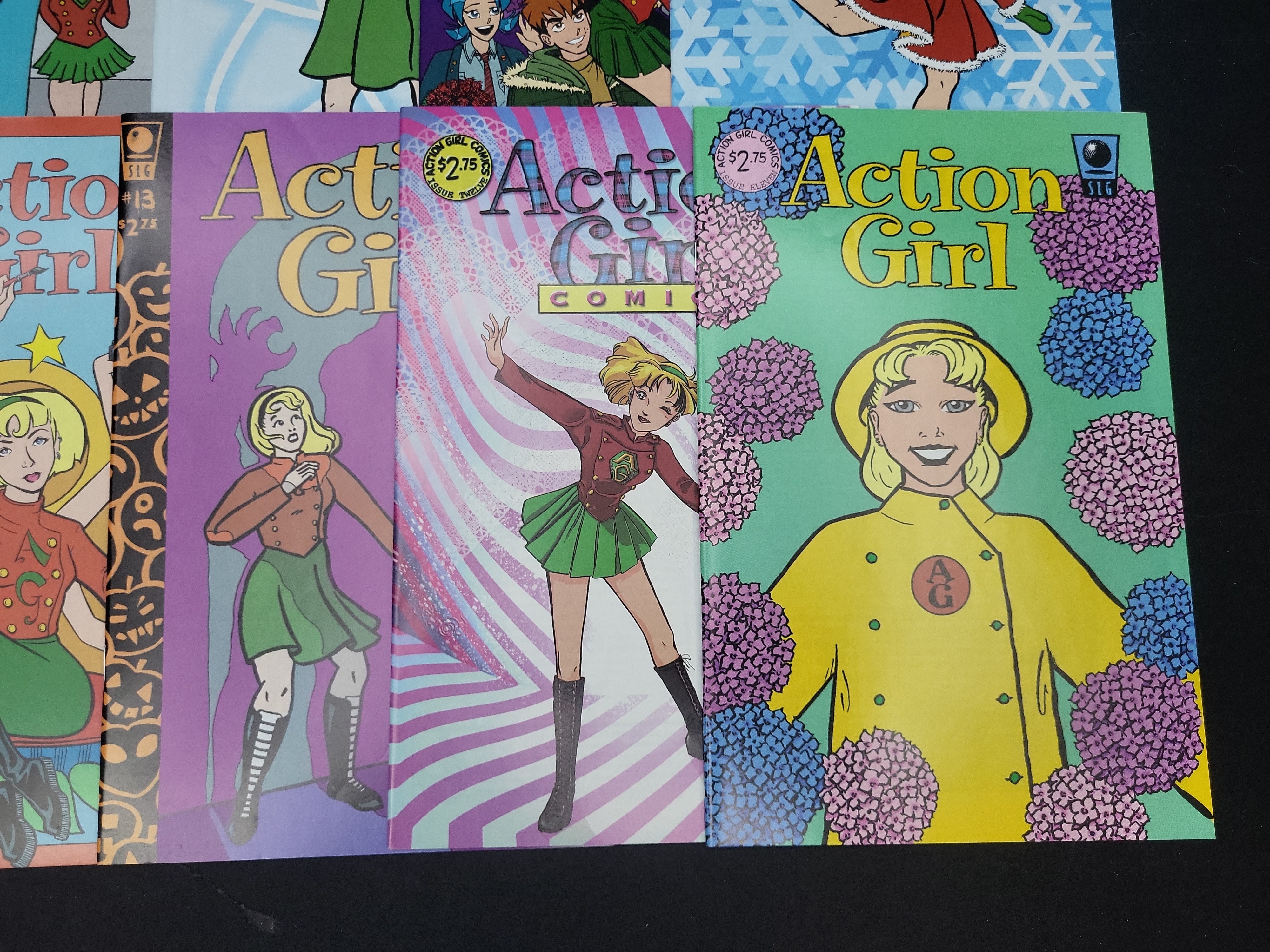 I03984 | Sarah Dyer Action Girl Comics Group