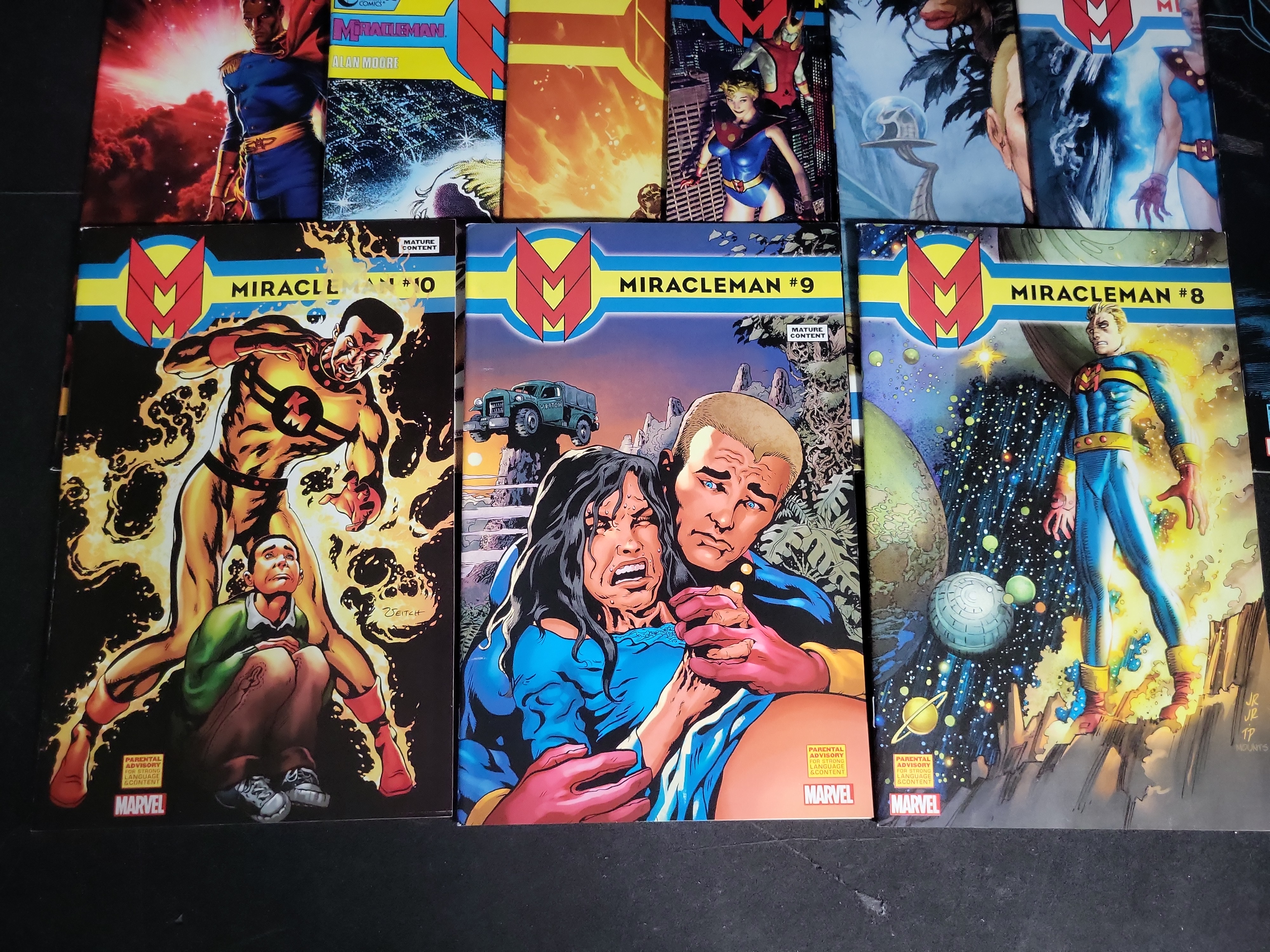 I04070 | Collection of Miracleman Comic Books