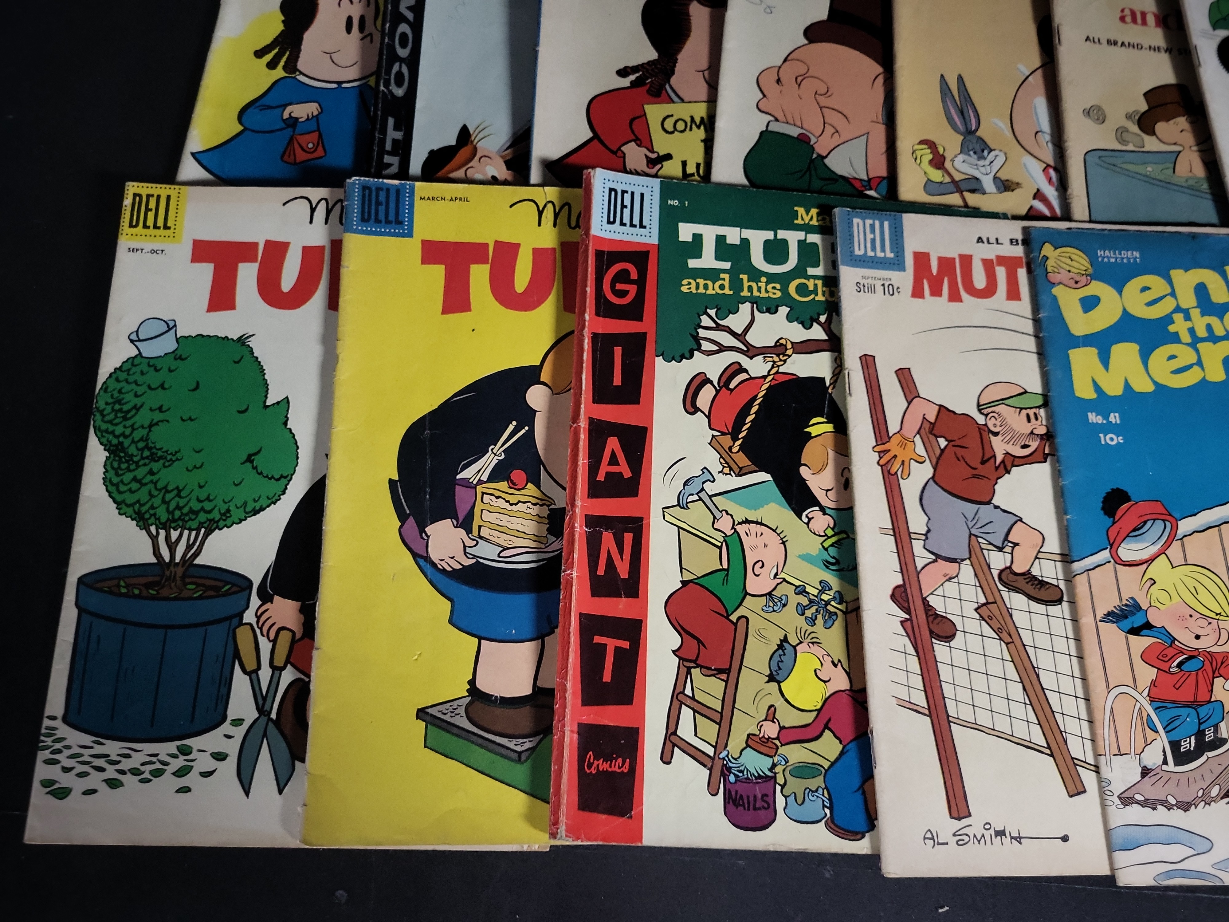I04624 | Collection of Eighteen Vintage Comic Books