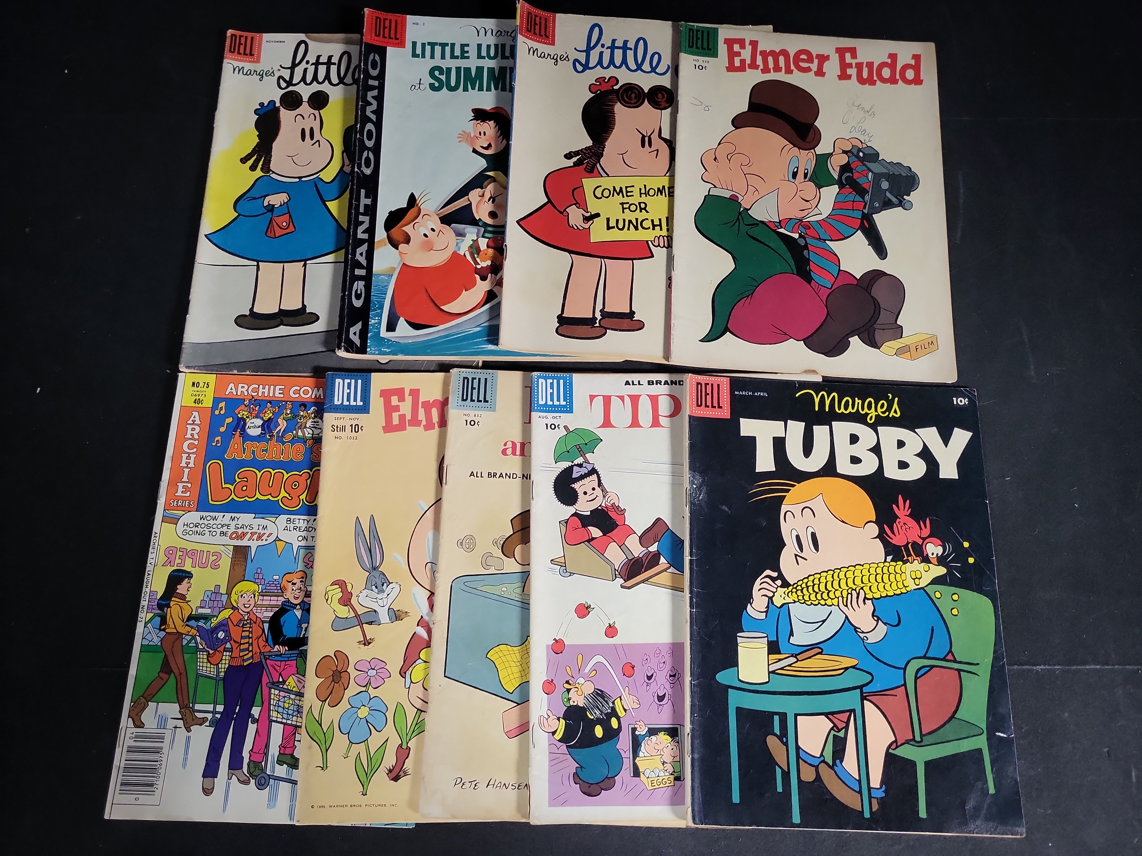 I04624 | Collection of Eighteen Vintage Comic Books