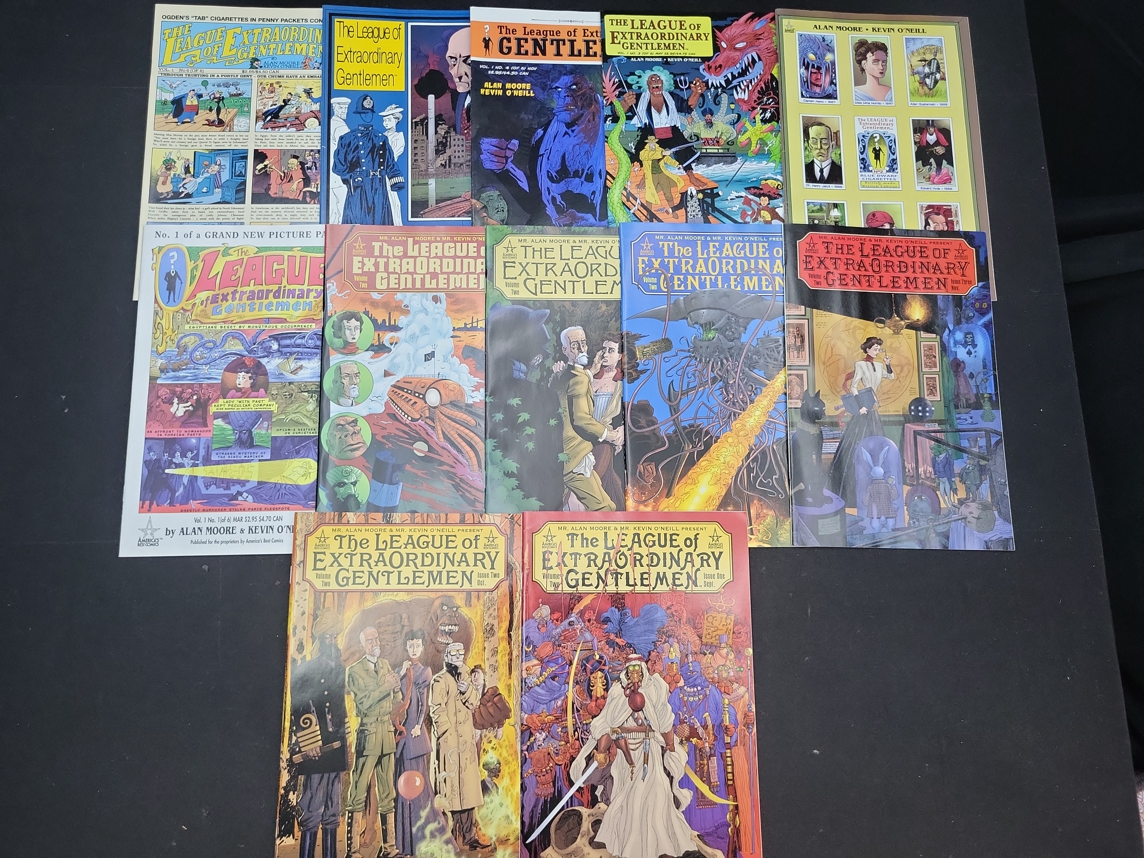 I03986 | Twelve League of Extraordinary Gentlemen Comics