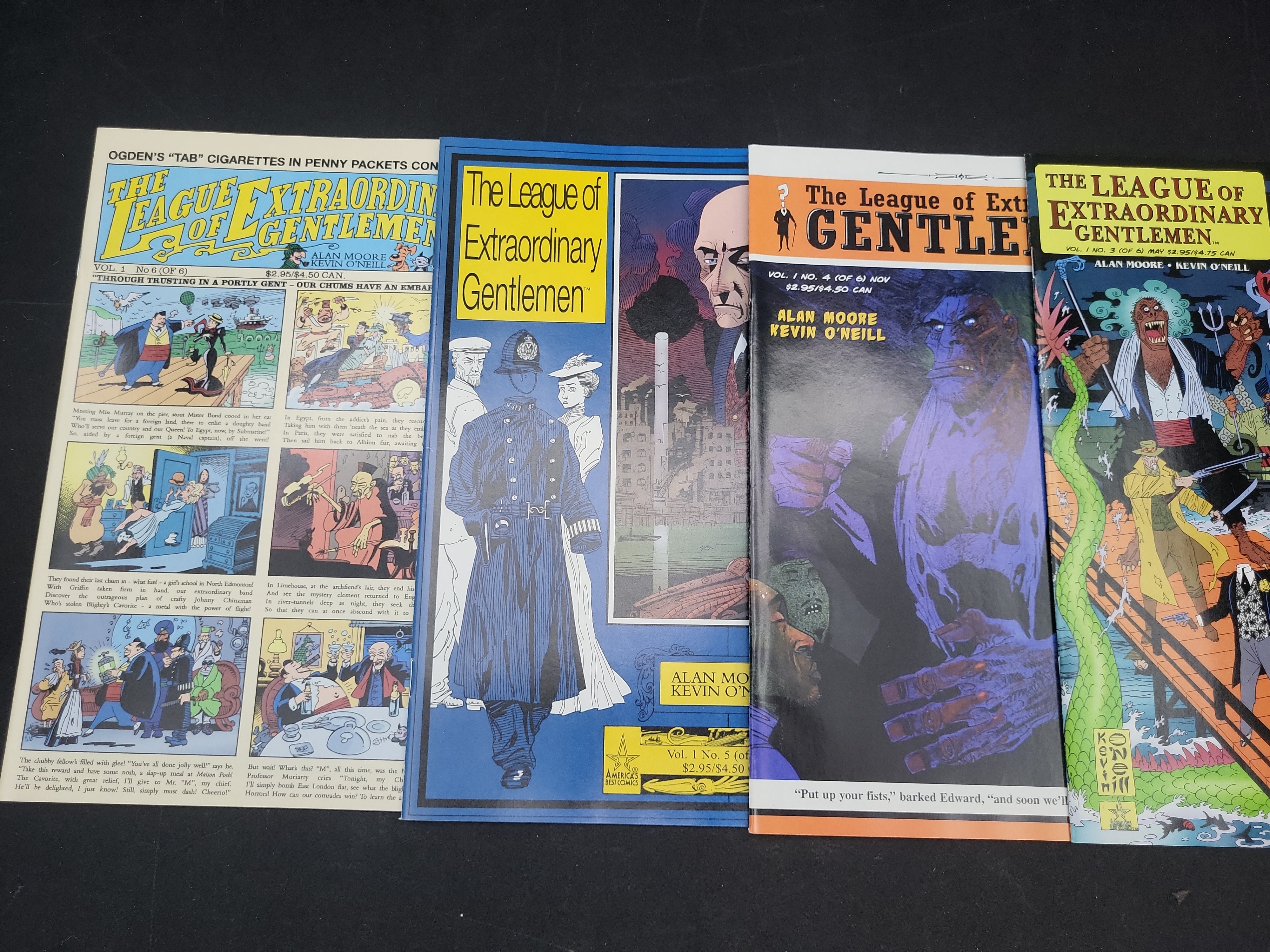 I03986 | Twelve League of Extraordinary Gentlemen Comics