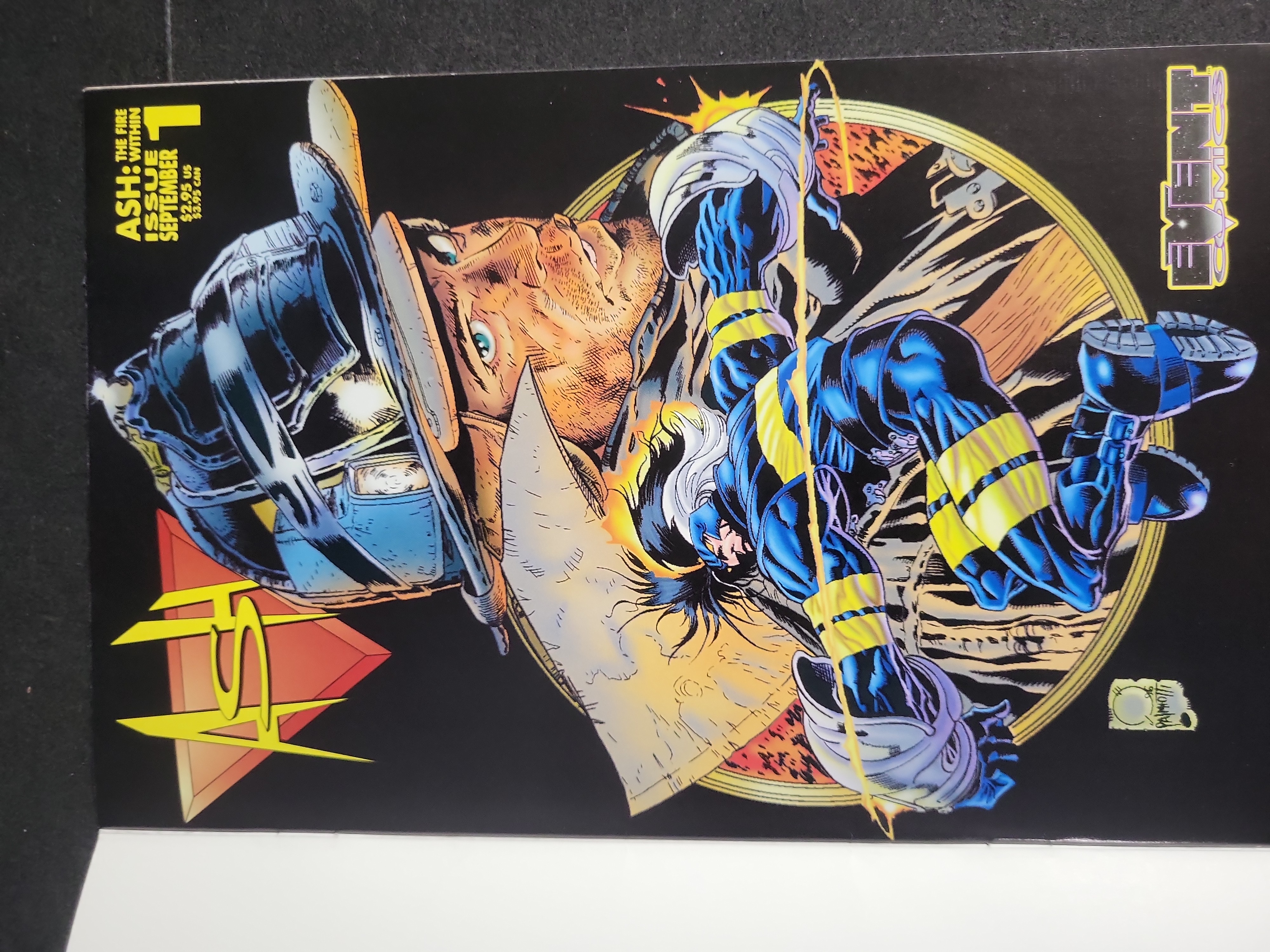 I04018 | Signed Ash Comic and Limited Insert