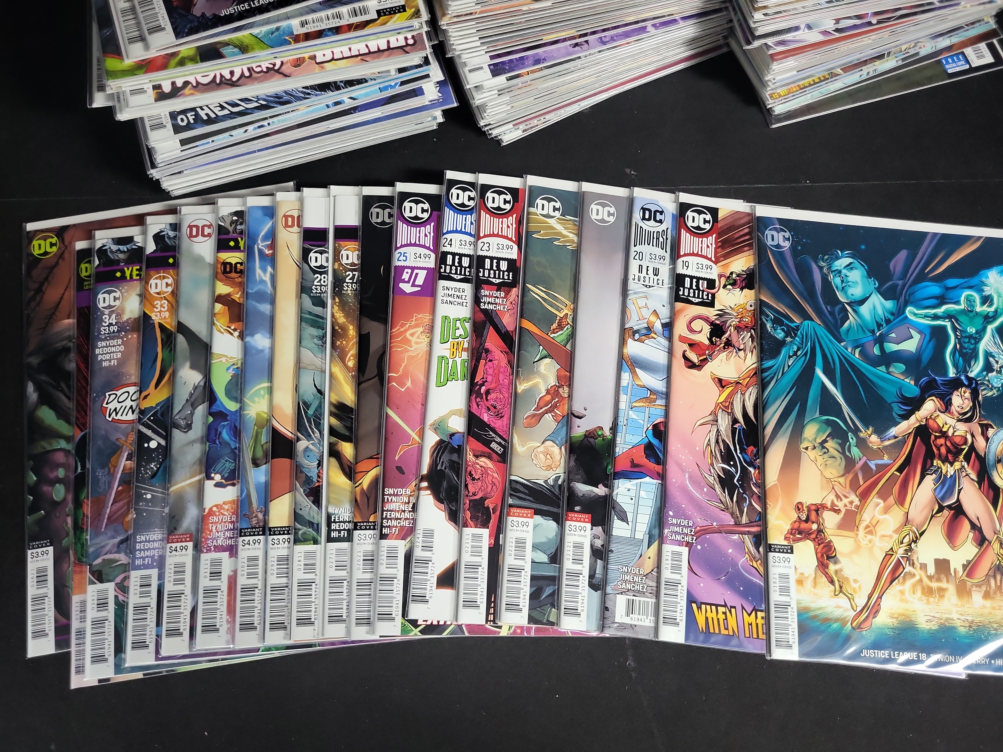 I04072 | A Collection of DC Comic Books